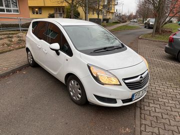 Facelift, automat, 1,maj, TOP