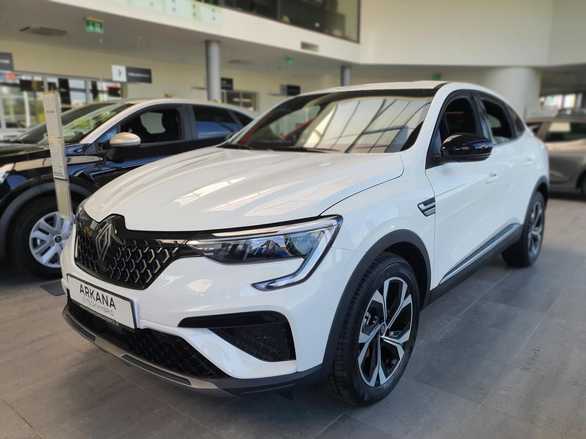 Renault Arkana, techno E-Tech full hybrid 145 - fotka 2