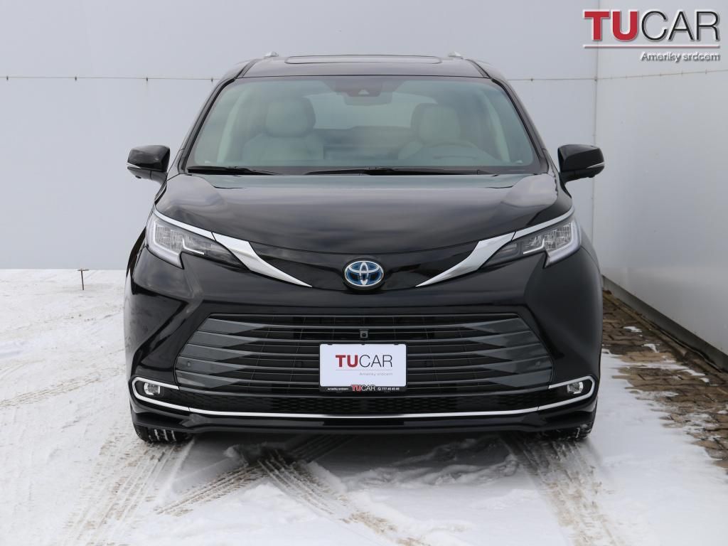 Toyota Sienna, Platinum 2.5 HEV AWD - fotka 2