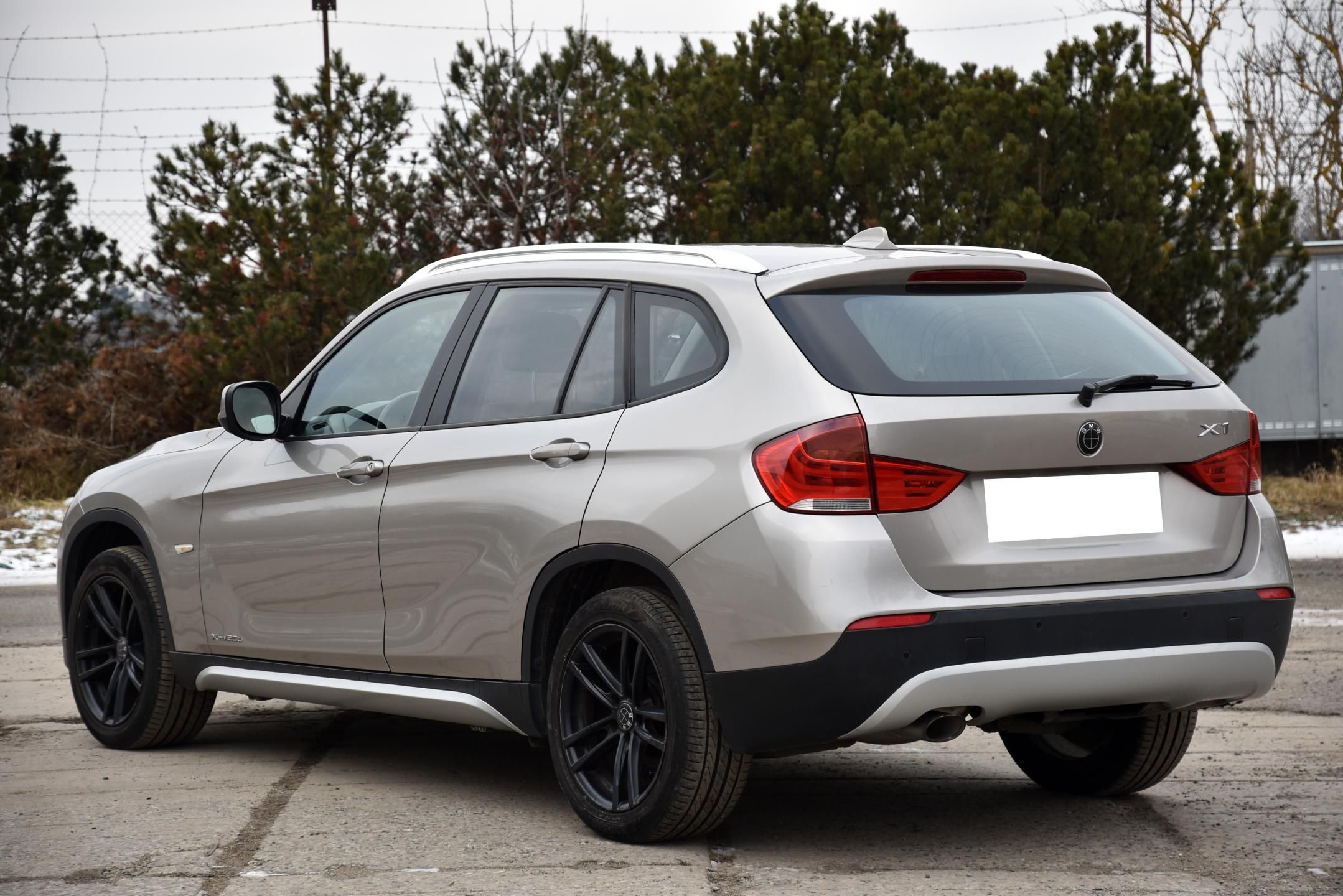 BMW X1, xDrive20d,KŮŽE,NAVI,TEMP,KLIMA - fotka 4
