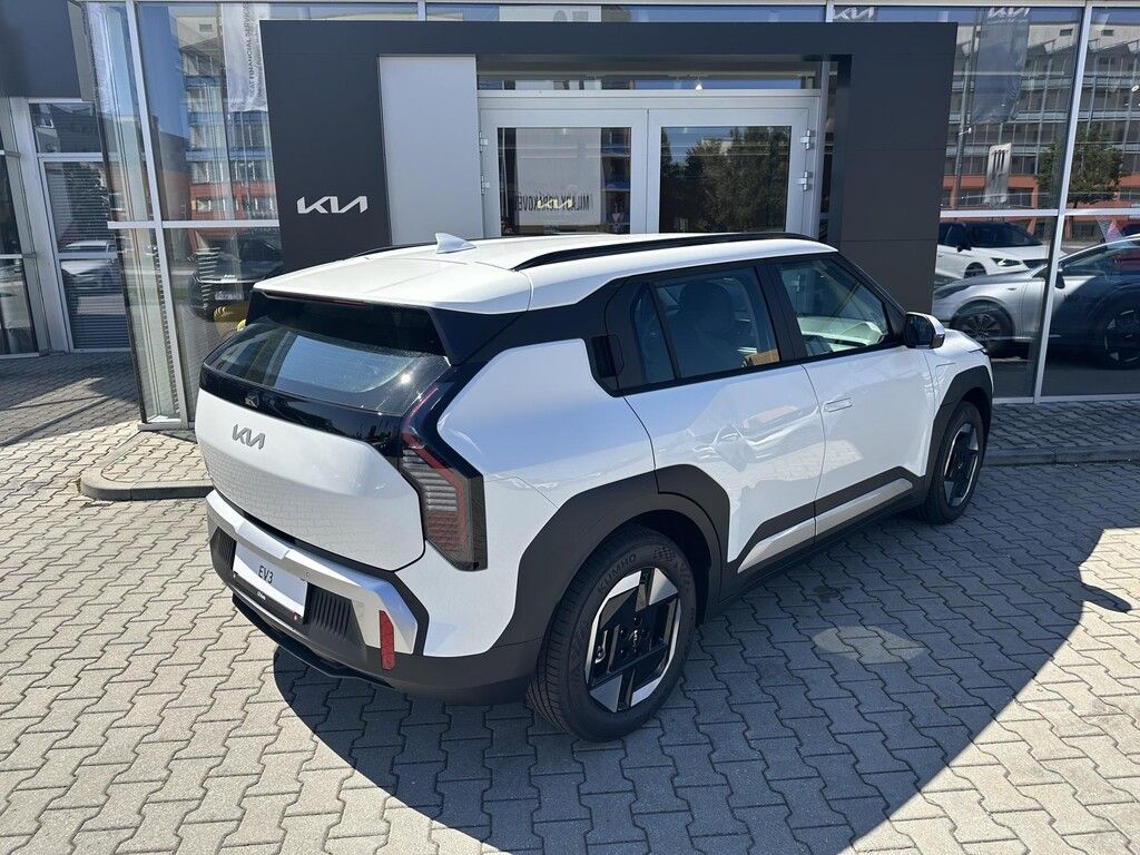 Kia EV3, AIR 58,3 kWh + HEAT - fotka 3