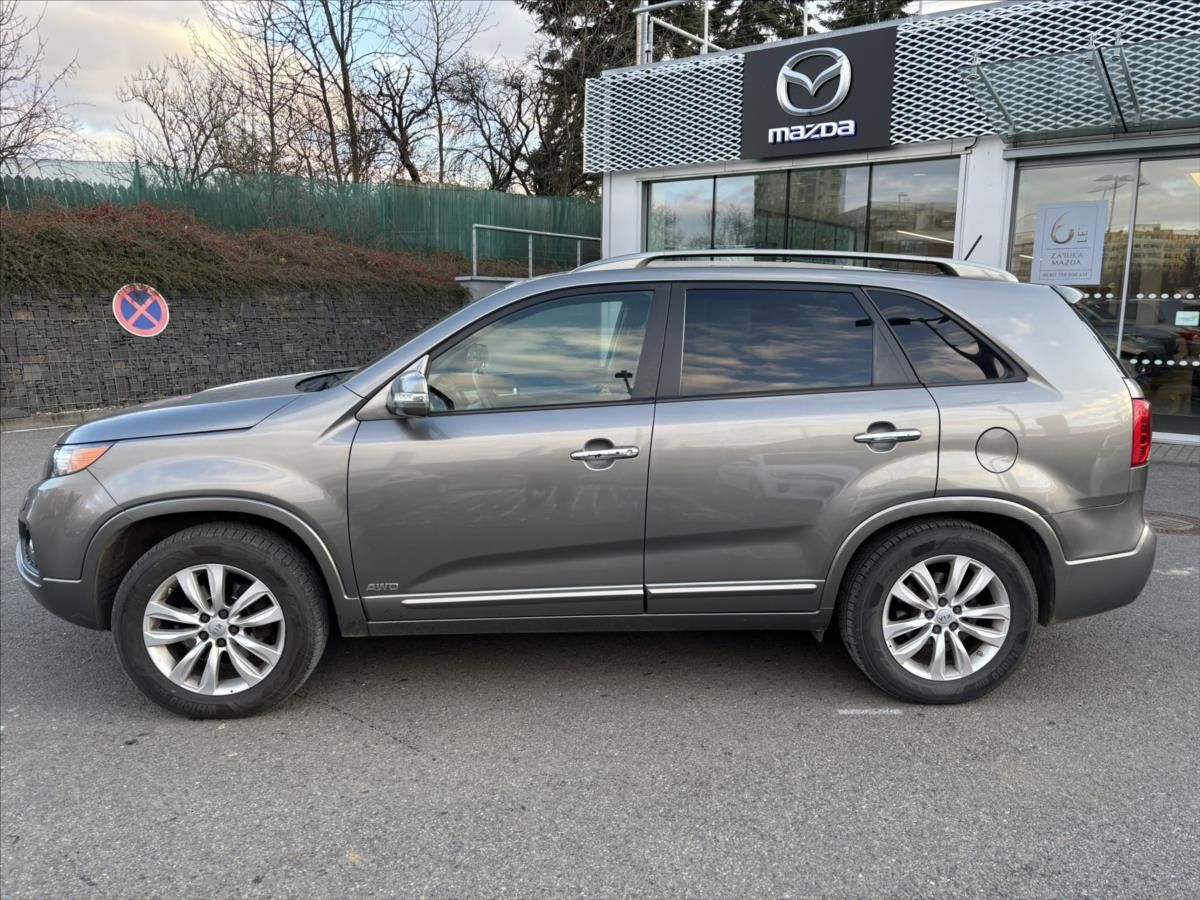 Kia Sorento, 2,2 CRDi AT 4x4 Premium PANORA - fotka 2
