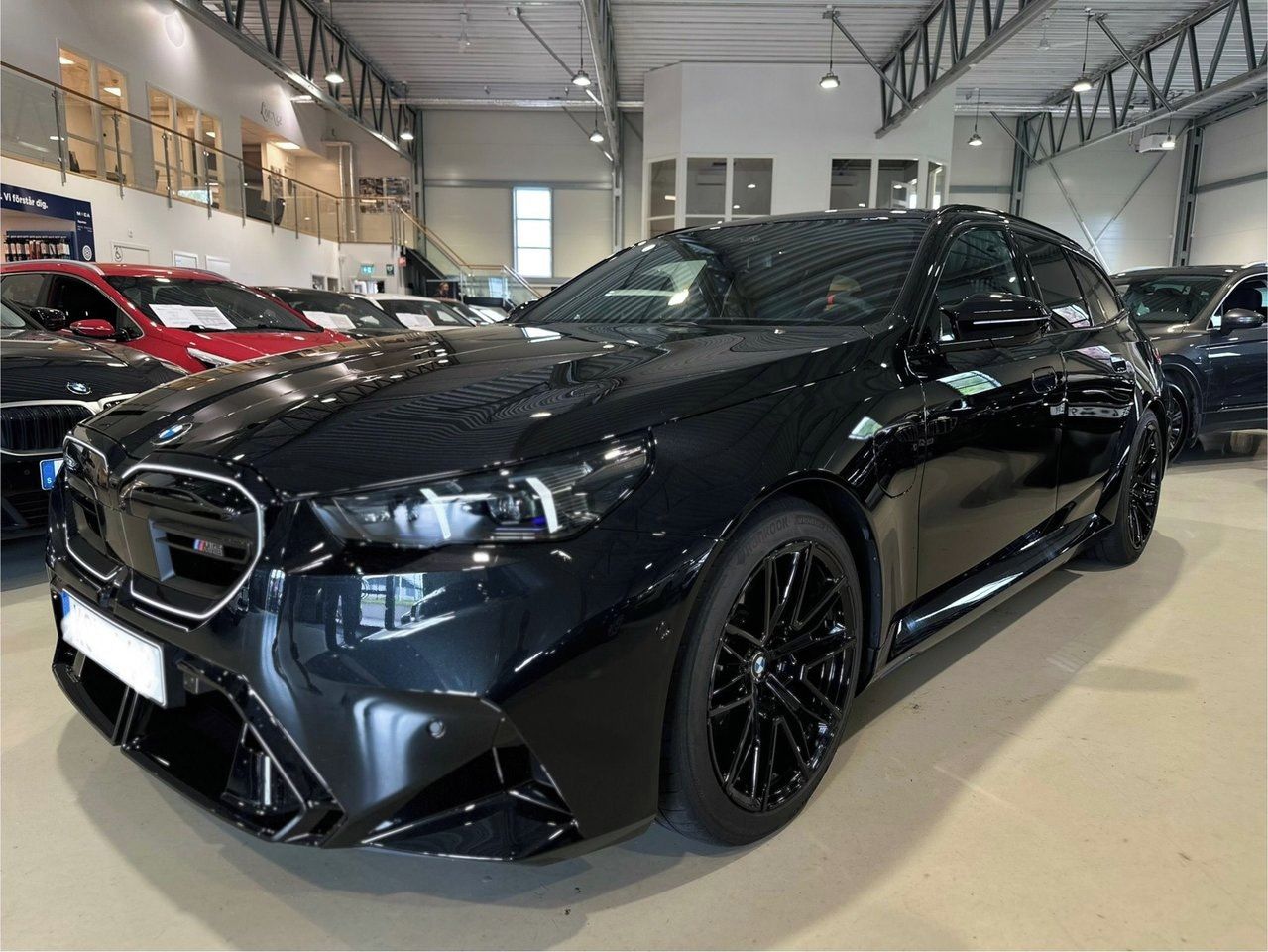 BMW M5, Ultimate Paket B&W Taž
