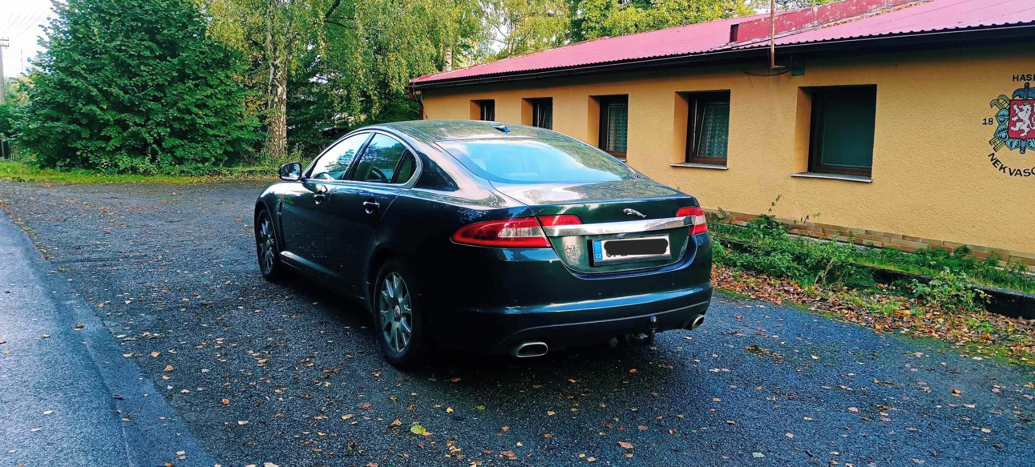 Jaguar XF, 3,0 V6D 155kW - fotka 3
