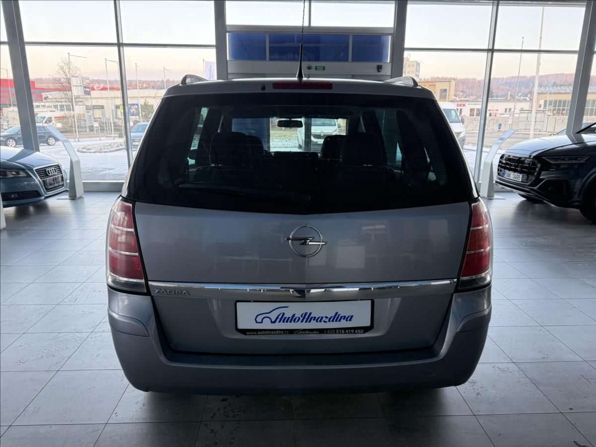 Opel Zafira, 1,6   77kW,SERVISKA,7 MÍST - fotka 5
