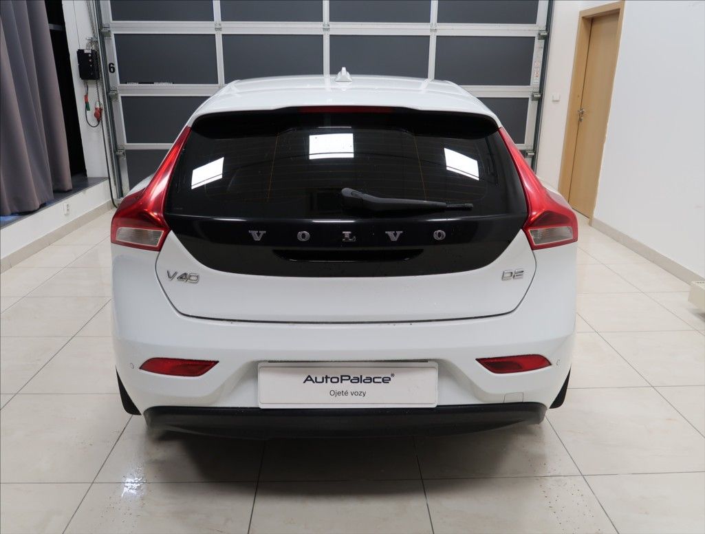 Volvo V40, 1,6 D2 - fotka 5