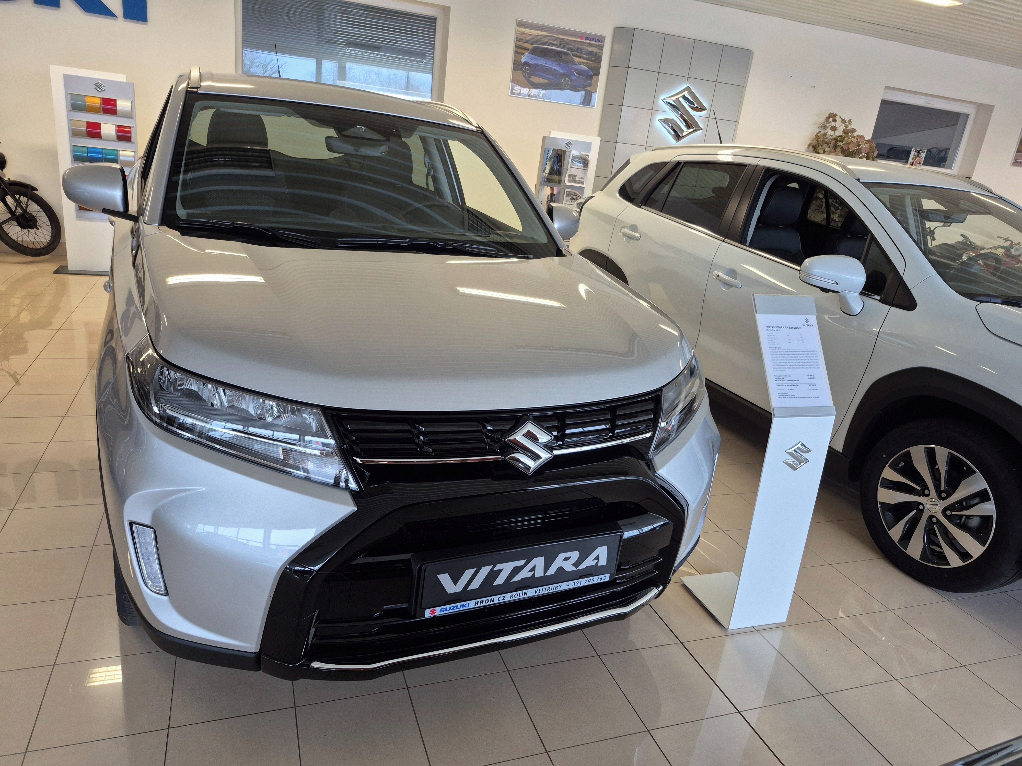 Suzuki Vitara, Premium 4x4 + SADA KOL - fotka 3