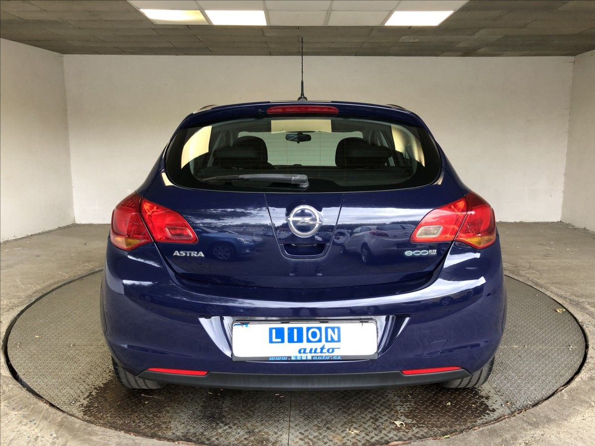Opel Astra, 1,4 16V - fotka 6