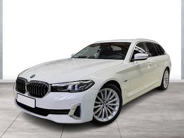 530 e TOURING LUXURY LINE