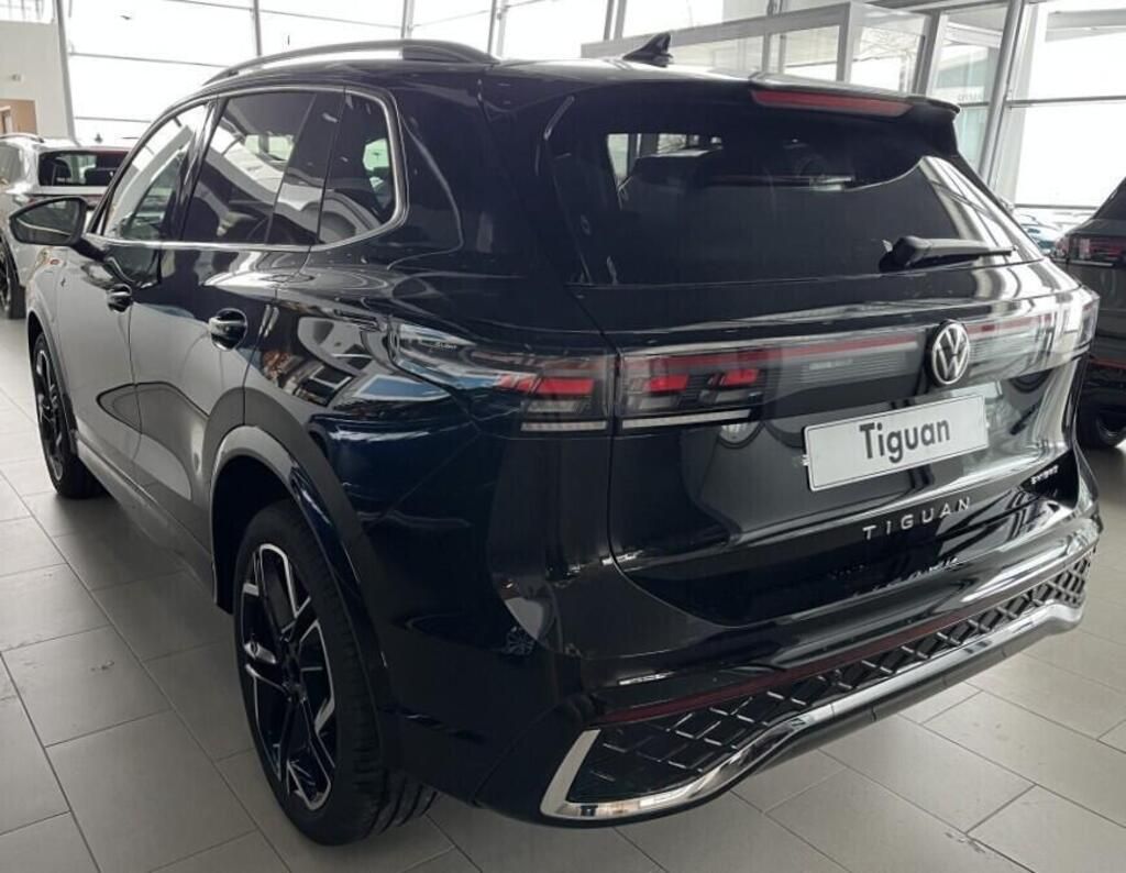 Volkswagen Tiguan, R-Line 1,5 TSI eHybrid 150 kW - fotka 3