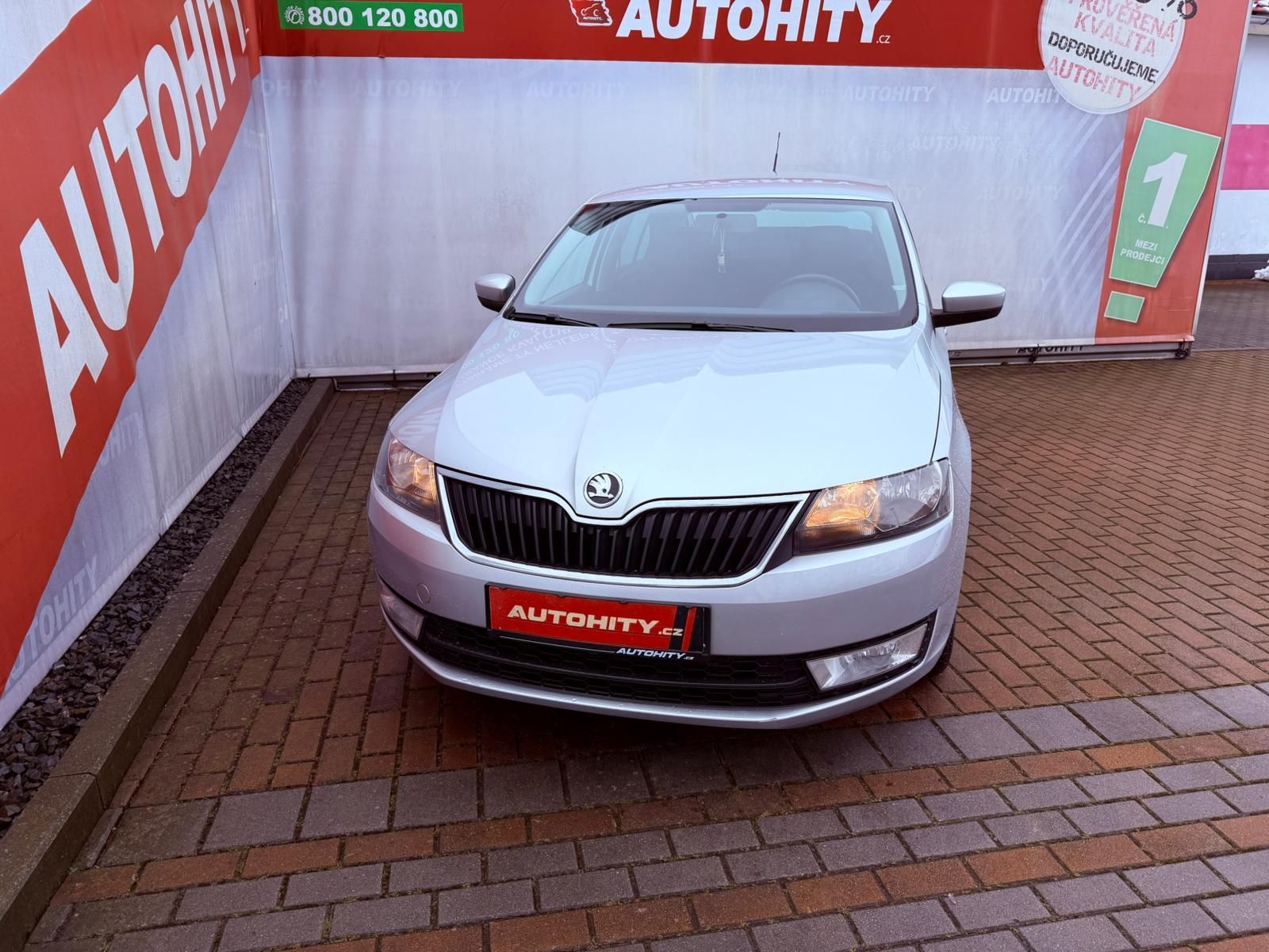 Škoda Rapid, 1.6 TDi Ambition Fresh, ČR - fotka 2