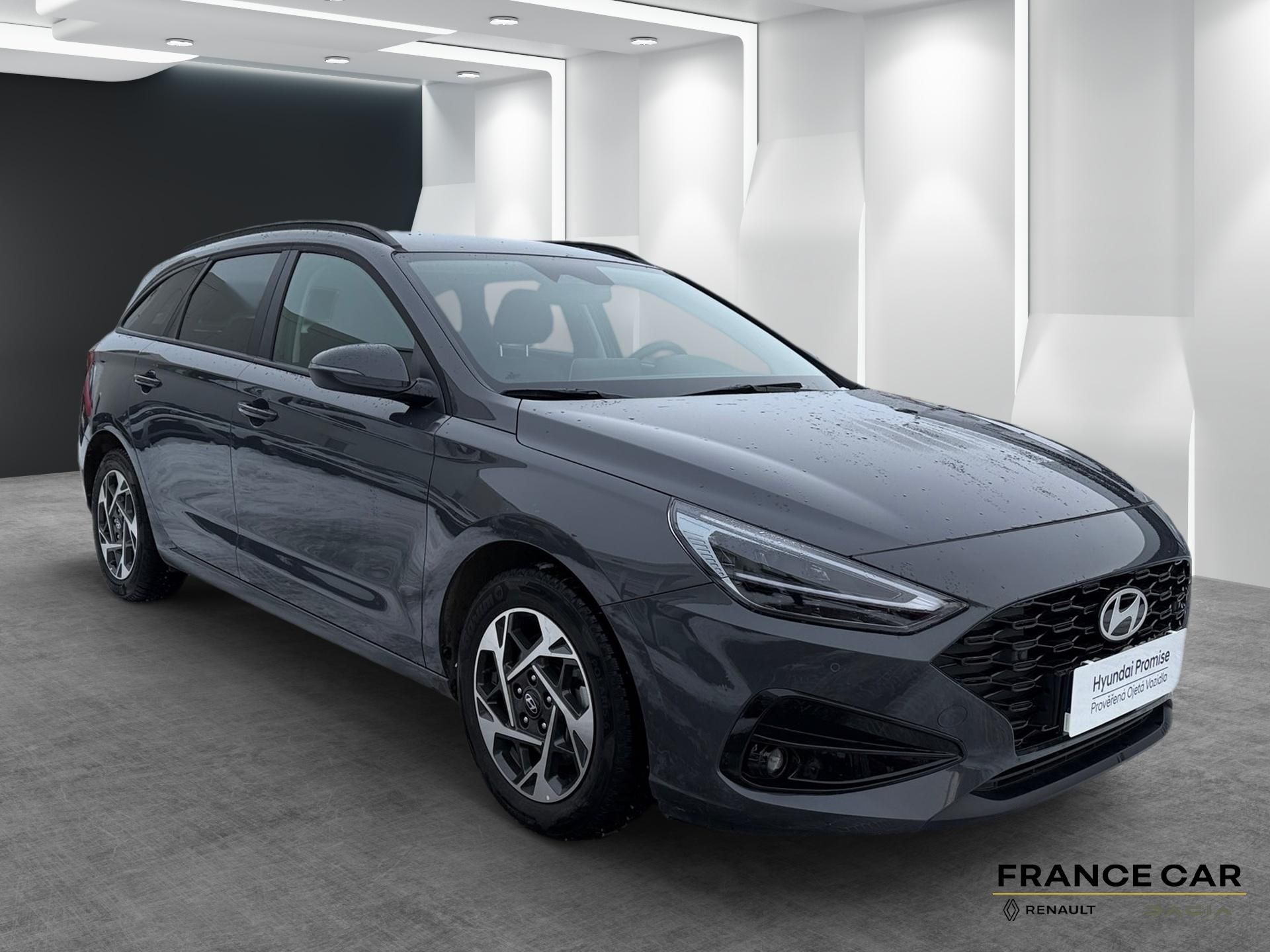 Hyundai i30, 1.0 T-GDi 74kW Family - fotka 3
