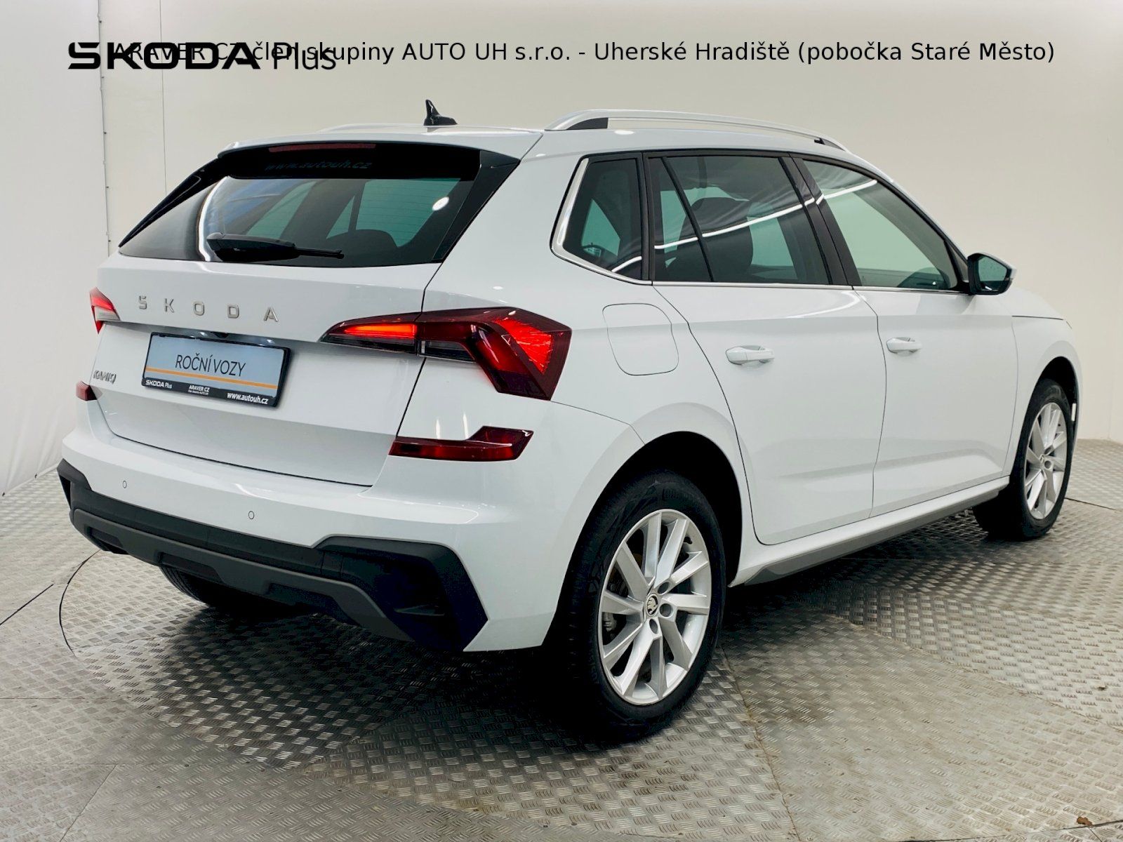 Škoda Kamiq, 1.0 TSI 85kW DSG Top Selection - fotka 2