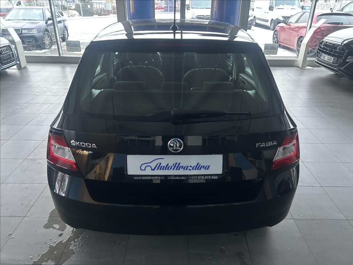 Škoda Fabia, 1,0   TSI 70kW - fotka 5