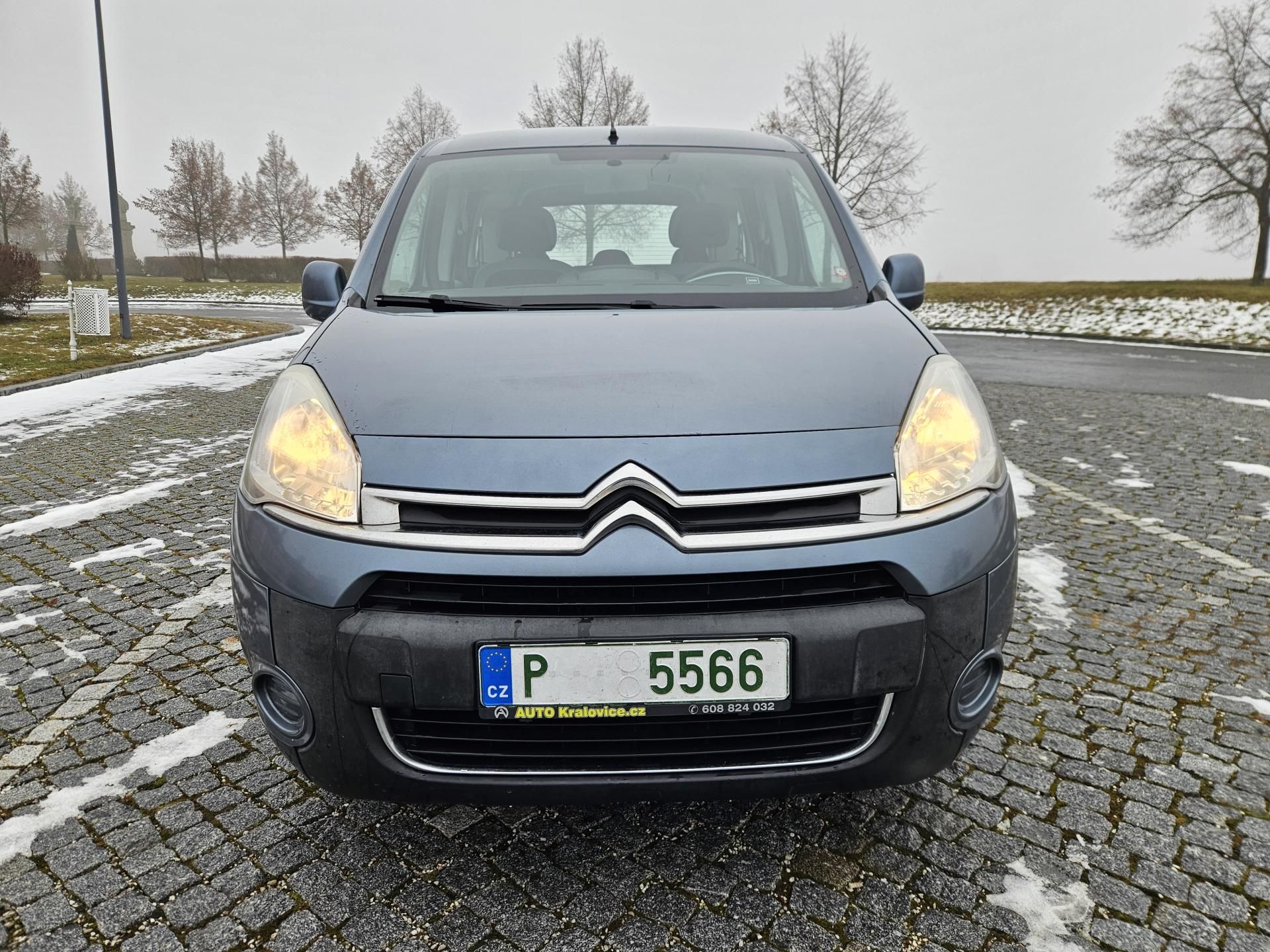 Citroën Berlingo, 1.6 88kw, PĚKNÝ STAV,  SPLÁTKY - fotka 3