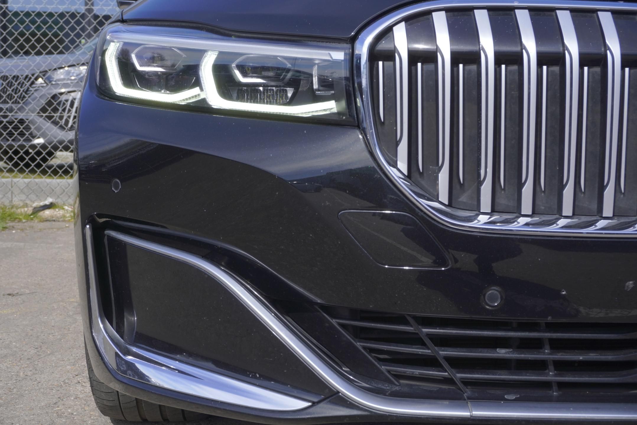 BMW Řada 7, 750I 4,4 XDRIVE STEPTRONIC - fotka 5