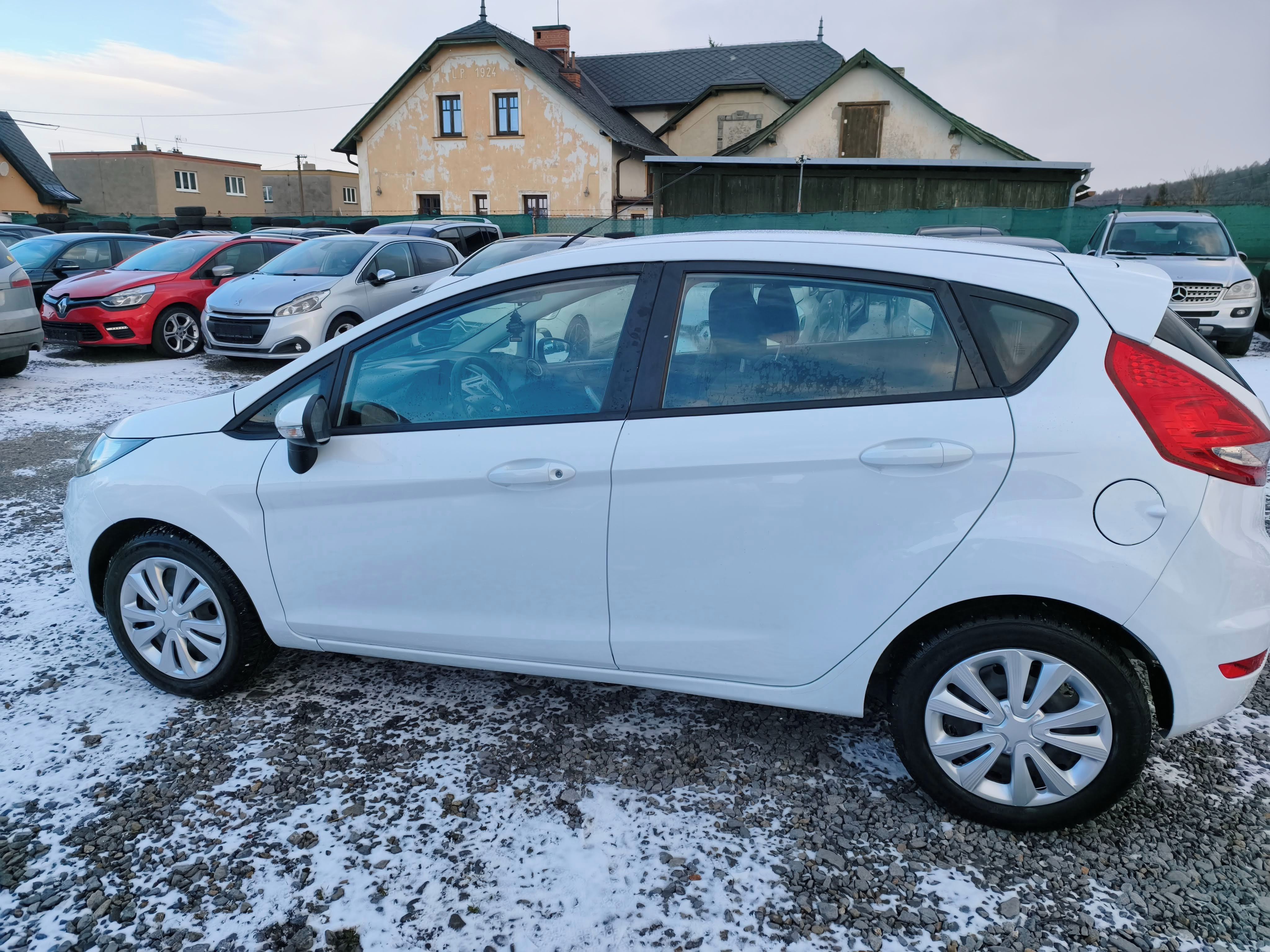 Ford Fiesta, 1.25 Klima, ABS - fotka 4