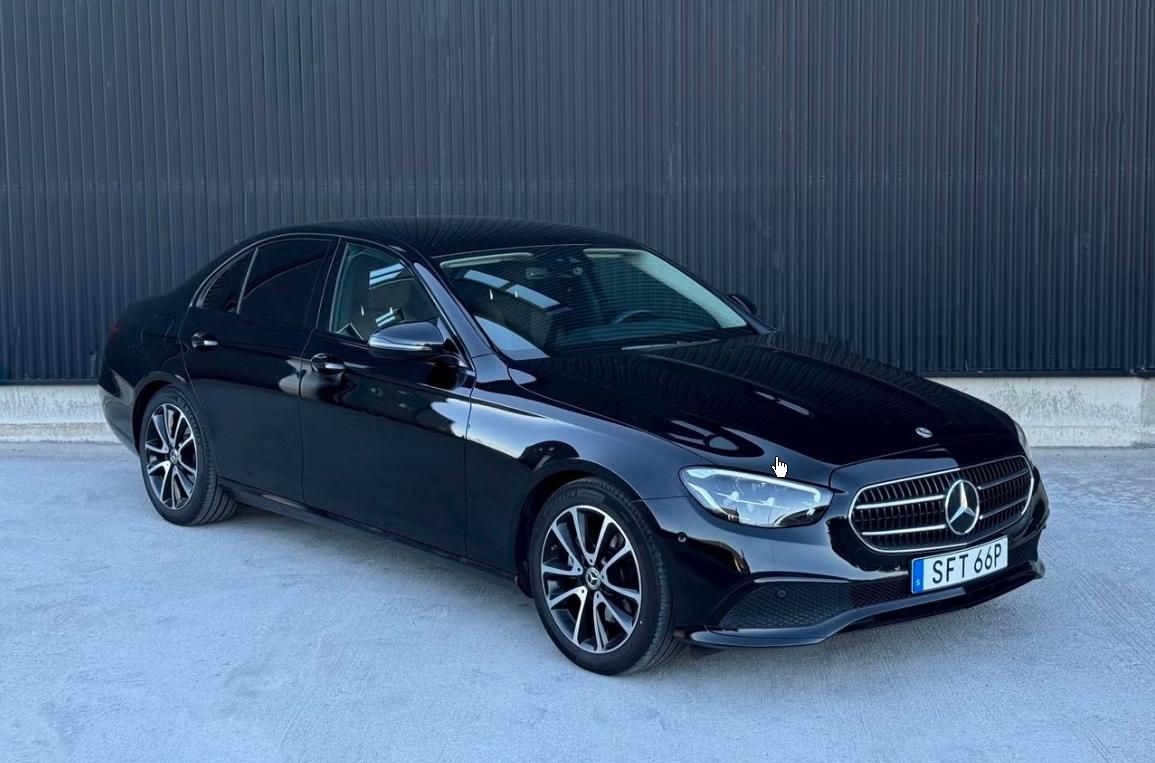 Mercedes-Benz Třídy E, 220 d Avantgarde Kamera - fotka 3