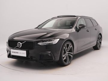 B5 AWD ULTIMATE AUT