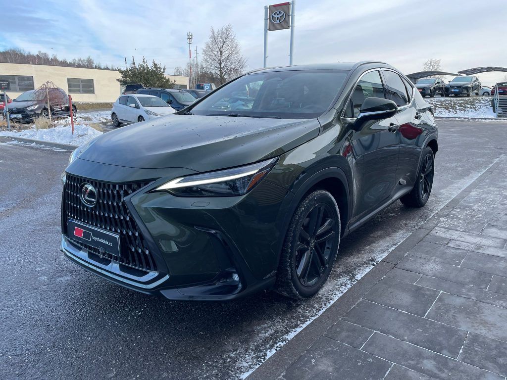 Lexus NX 350h - fotka 3