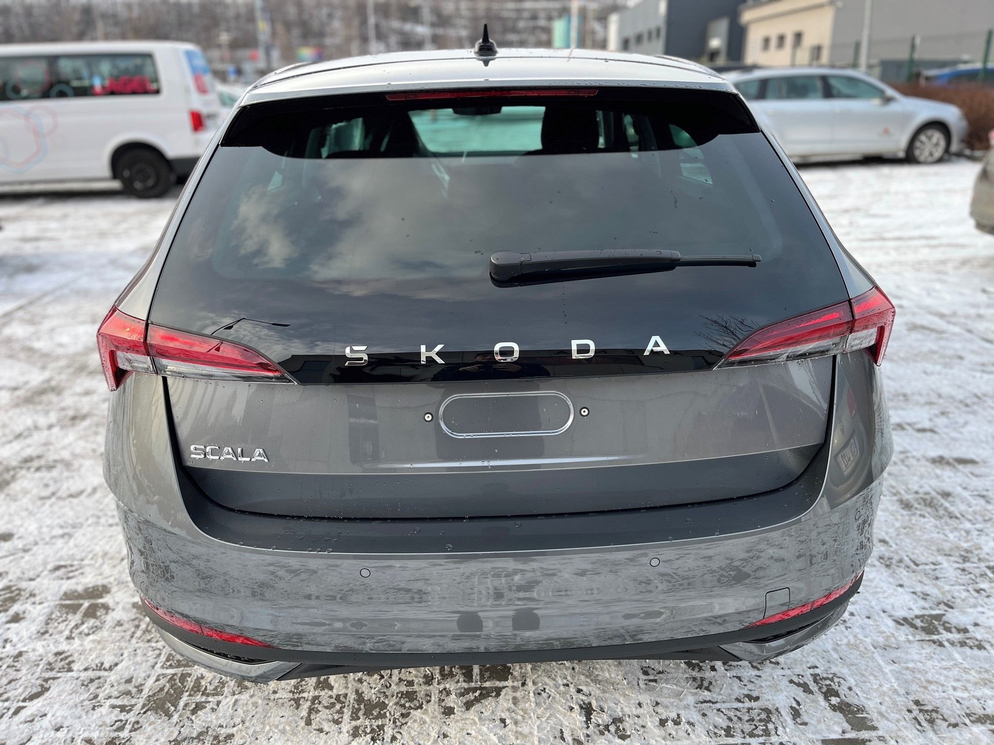 Škoda Scala, 130 let Premium TSI 85 REZERV. - fotka 6