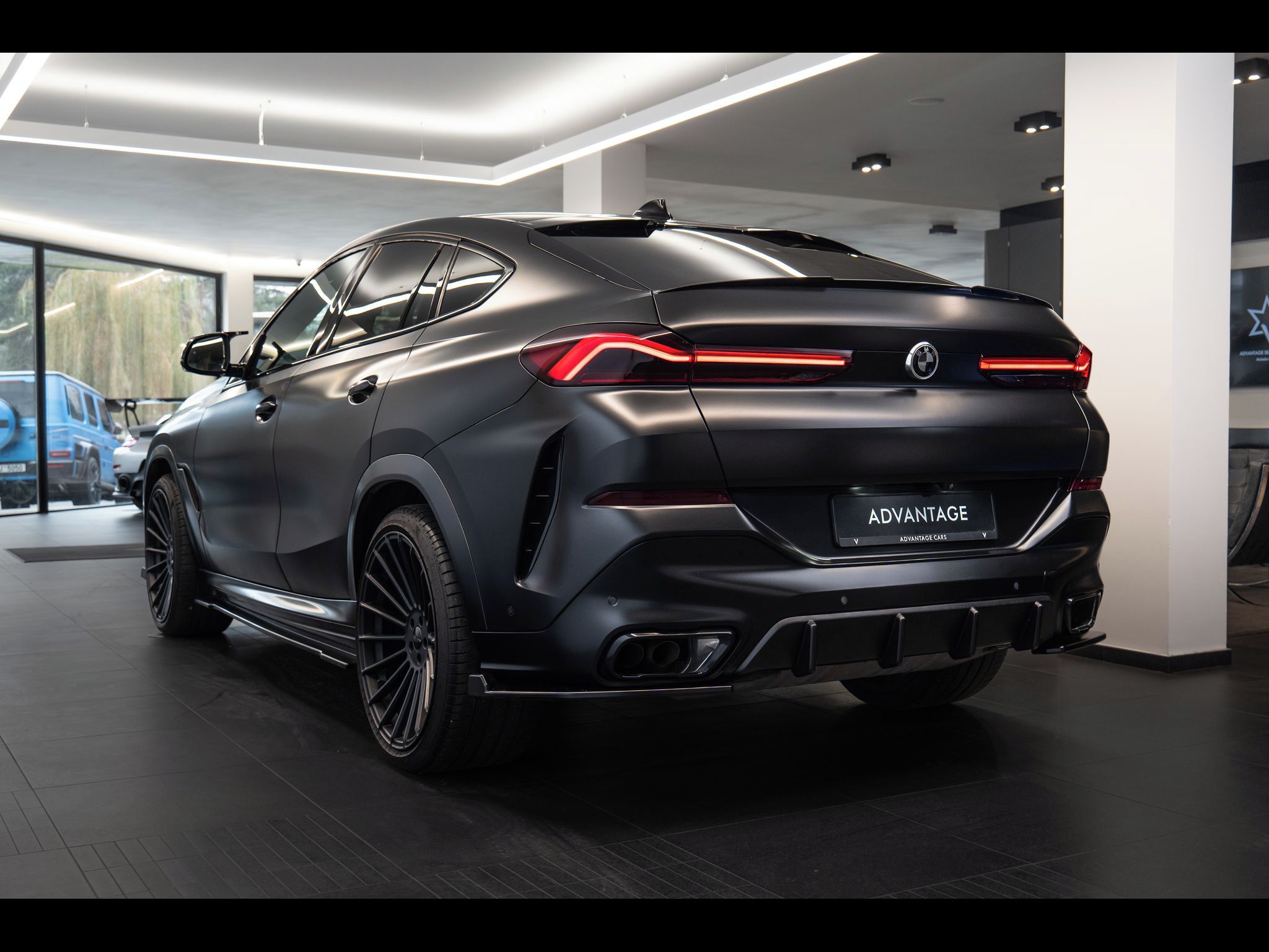 BMW X6, M50i HAXER/HarmanKardon/360 - fotka 4