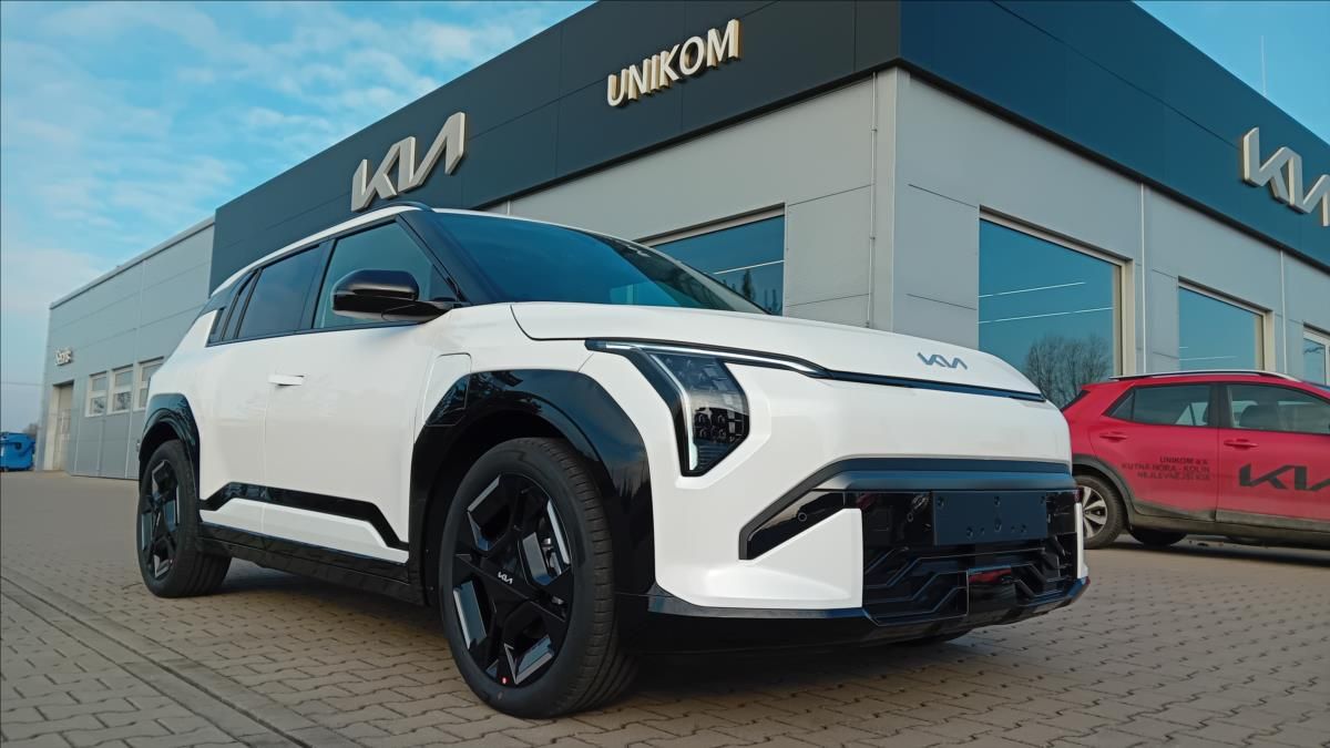 Kia EV3, AC el. 4x2 GT-LINE 150 - fotka 3