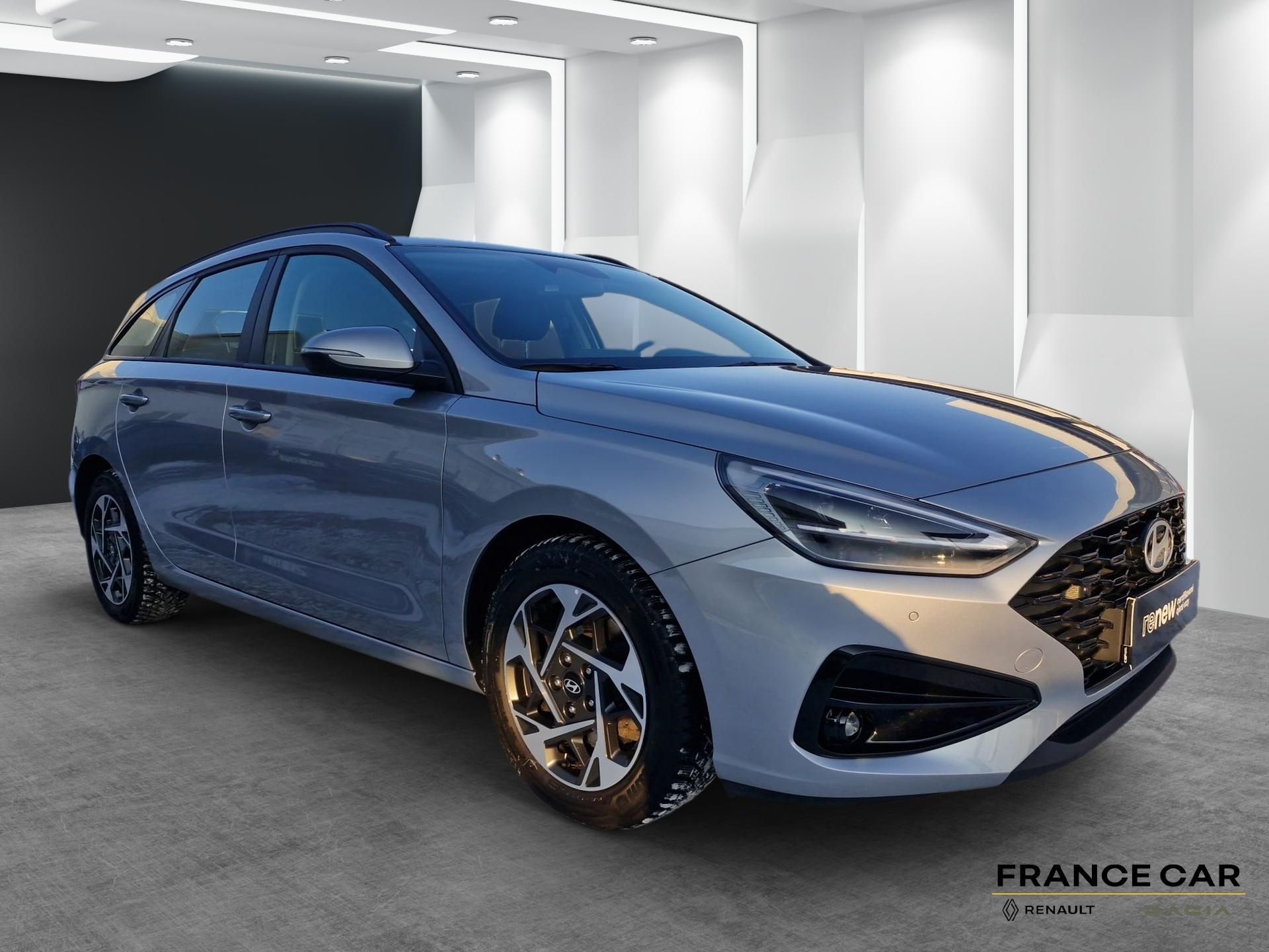 Hyundai i30, 1,0 T-GDi 74 kW SMART ČR - fotka 3