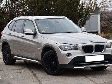 xDrive20d,KŮŽE,NAVI,TEMP,KLIMA