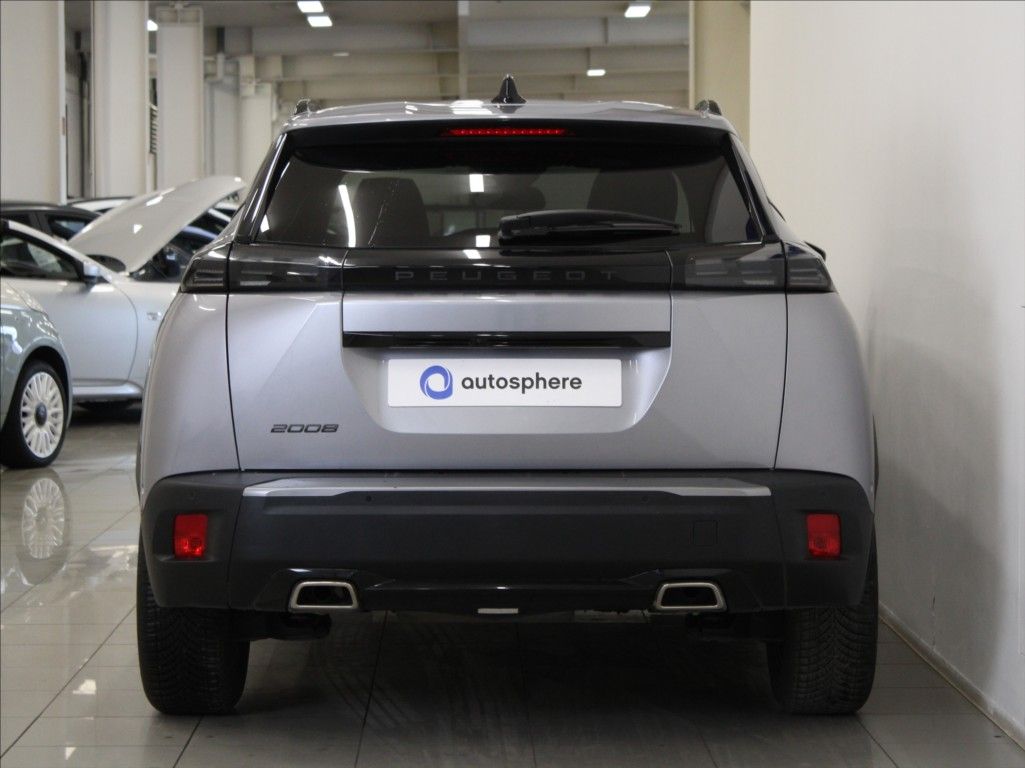Peugeot 2008, 1,2 PT 96kW AT Allure 32tkm. - fotka 4
