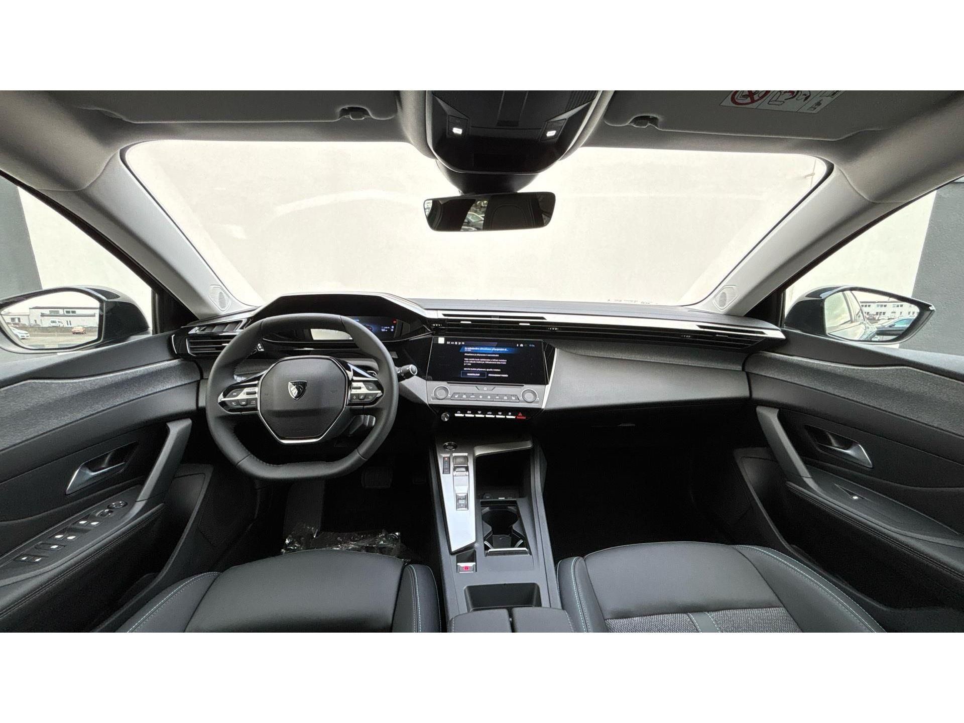 Peugeot 308, 1.2 Hybrid / 100 kW ALLURE - fotka 5