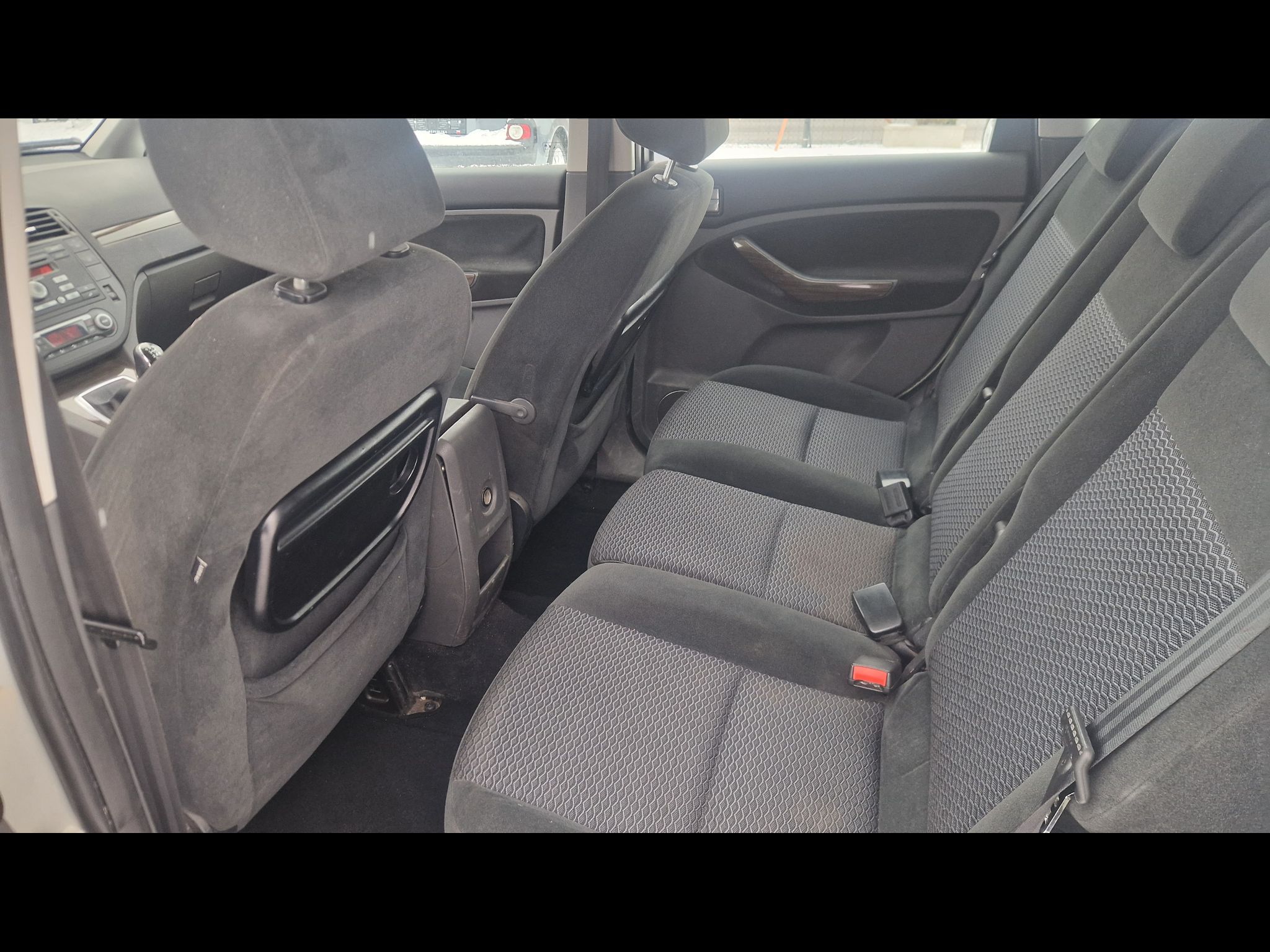 Ford C-MAX, 1,8 16 V - fotka 5