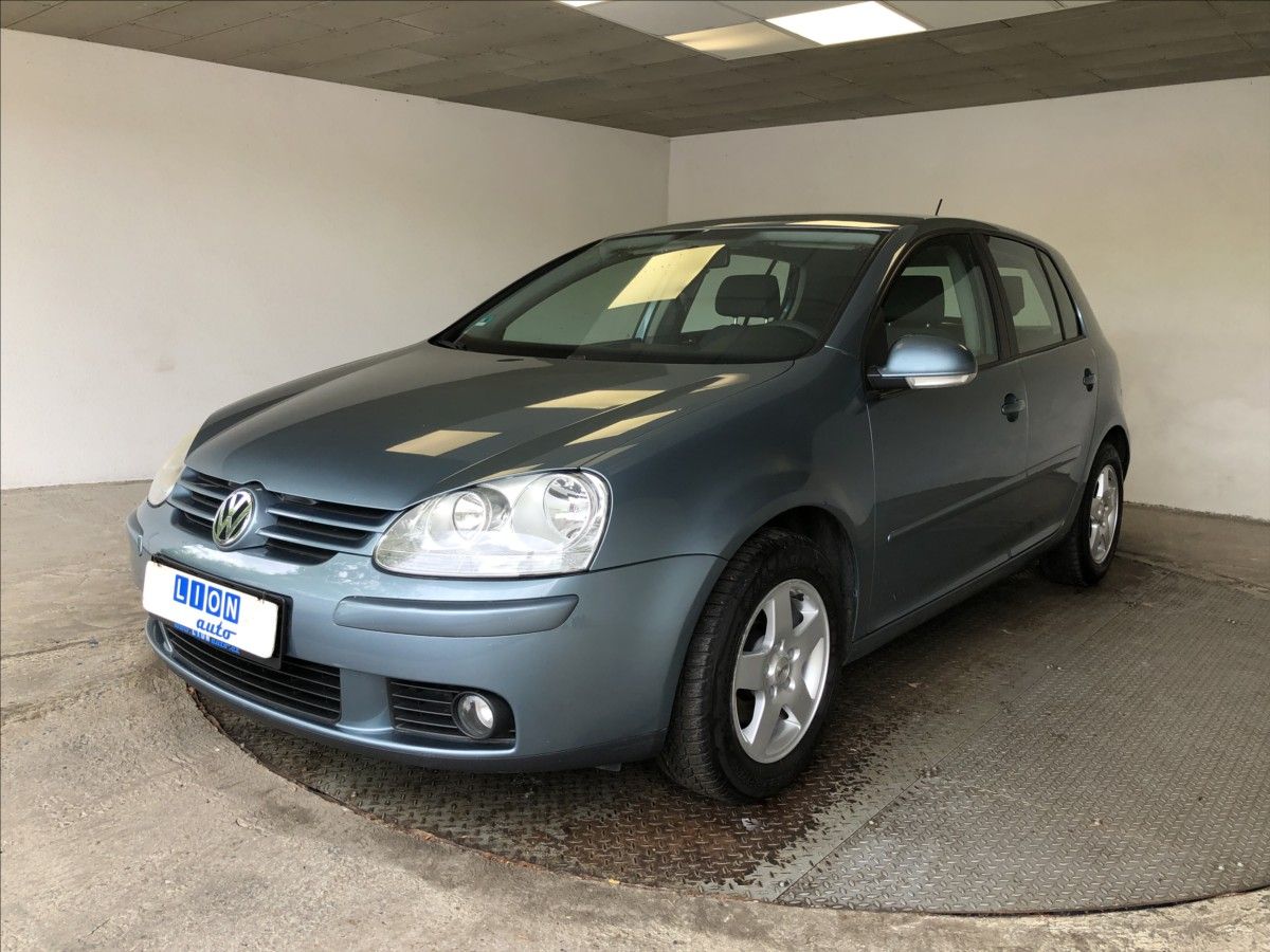 Volkswagen Golf, 1,6 MPI - fotka 3