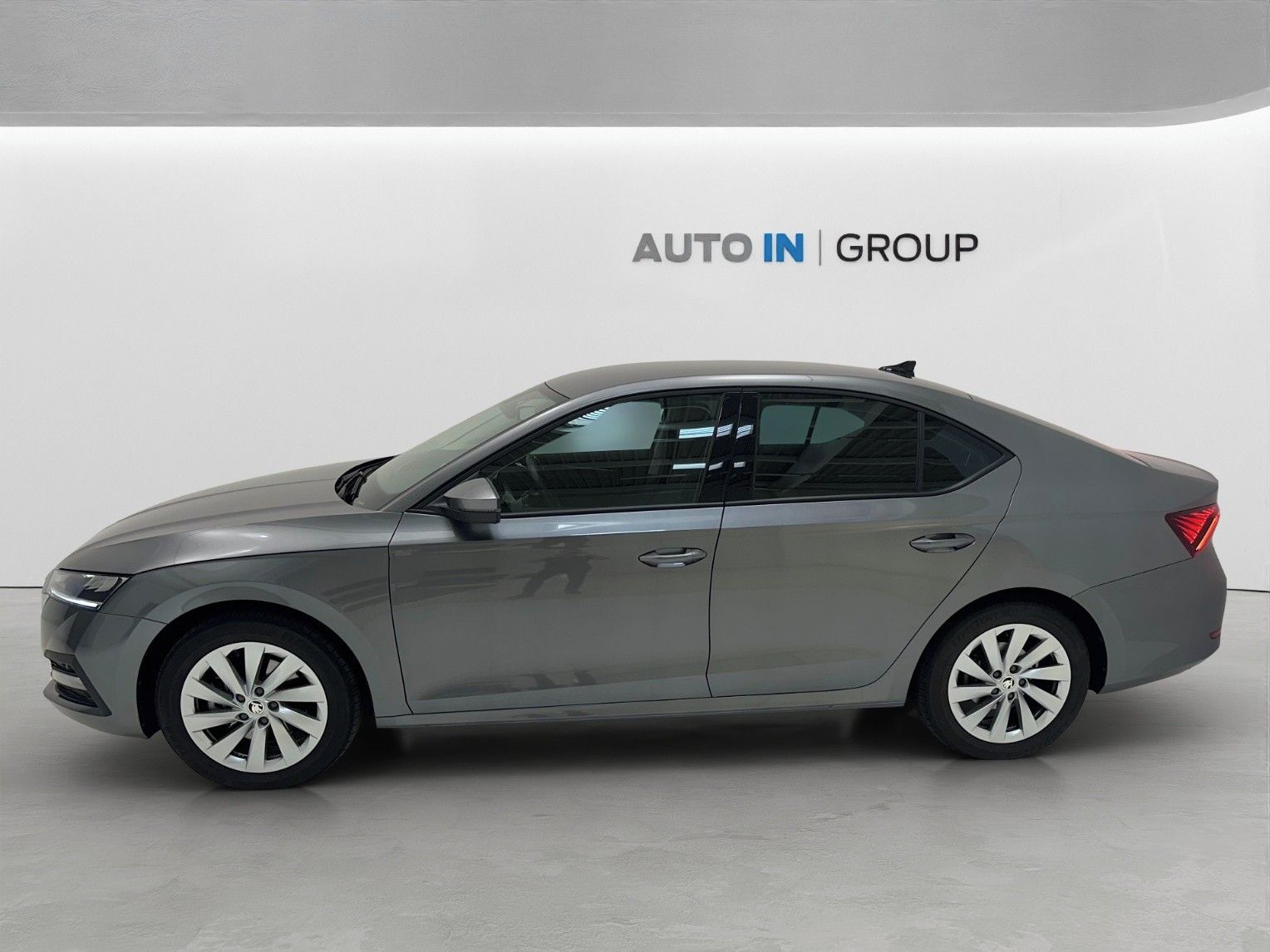 Škoda Octavia, 2.0 TDI 4x4 DSG Fresh - fotka 2