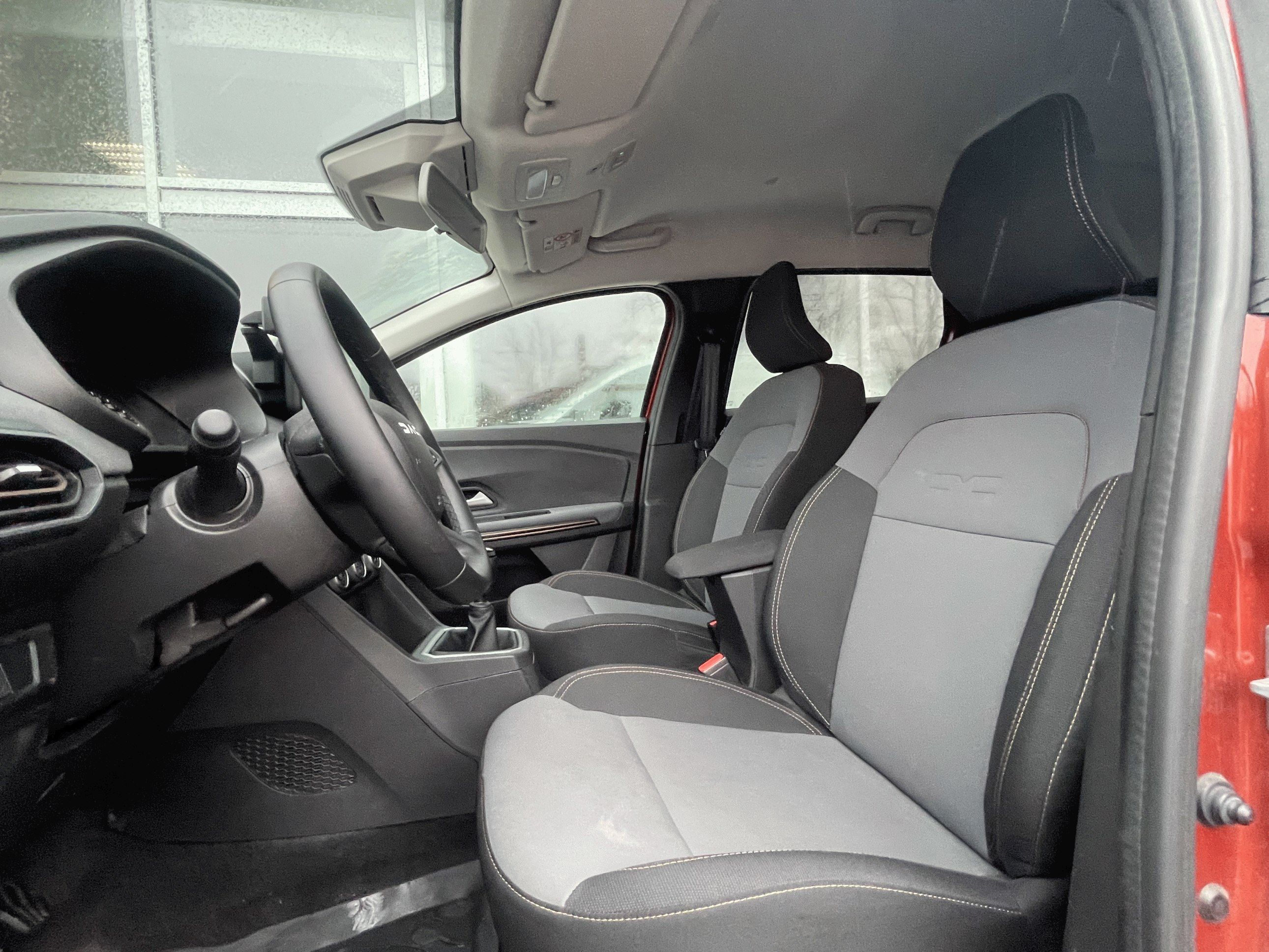 Dacia Jogger, TCe 100 LPG Extreme 5 míst - fotka 5