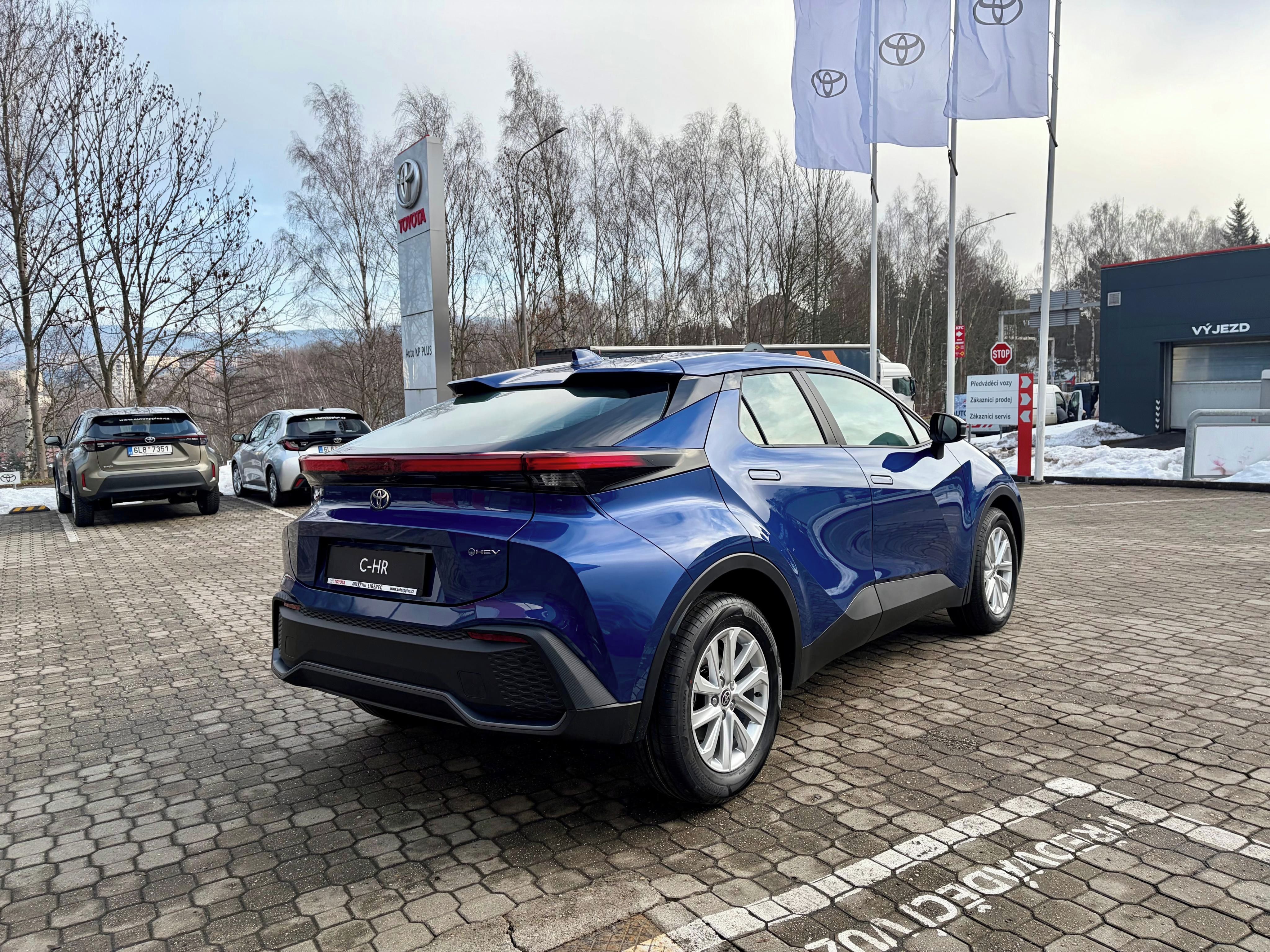 Toyota C-HR, 1,8 HEV 140k Limited Edition - fotka 5