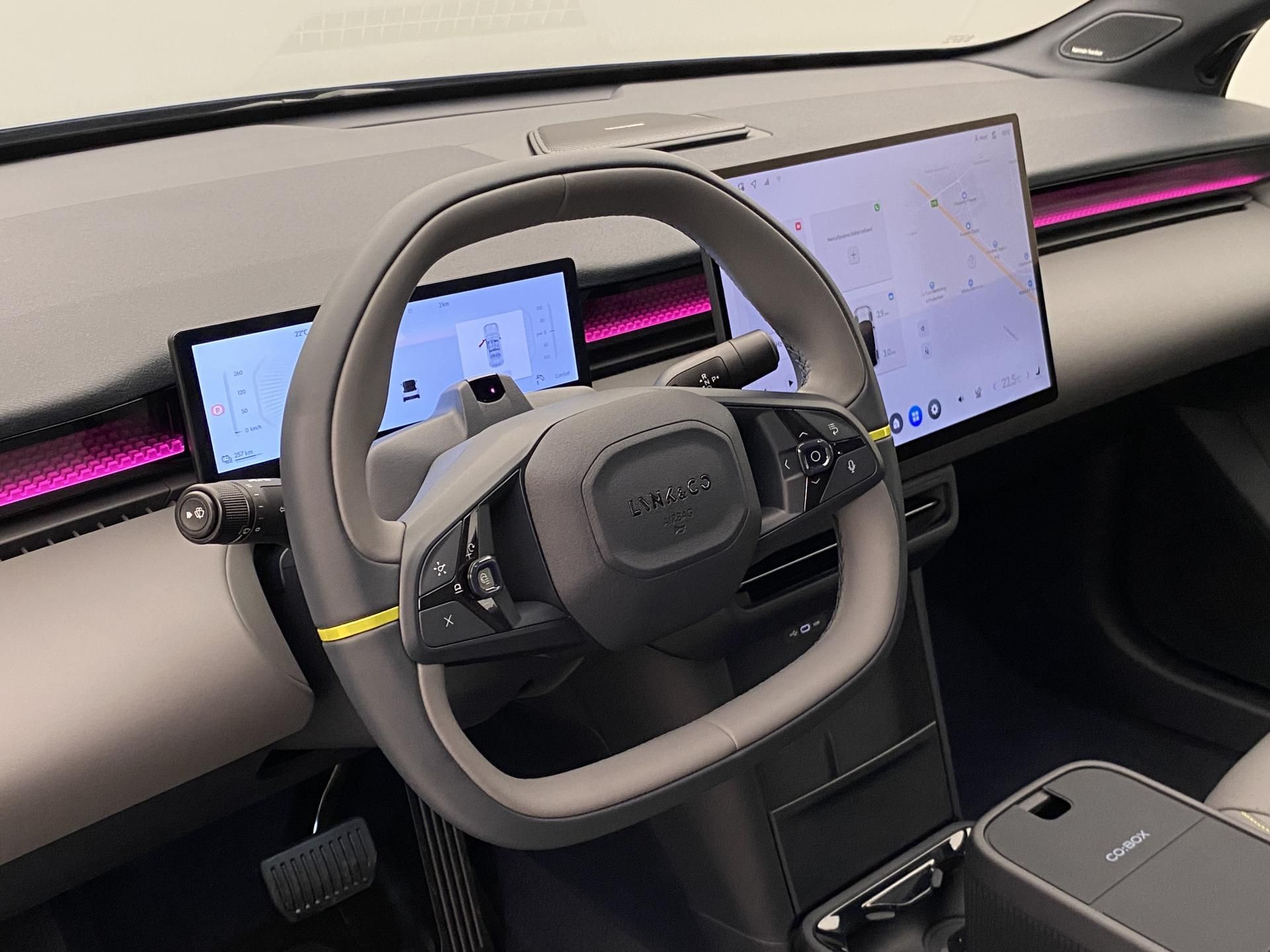 Lynk & Co 02, MORE EV - fotka 4