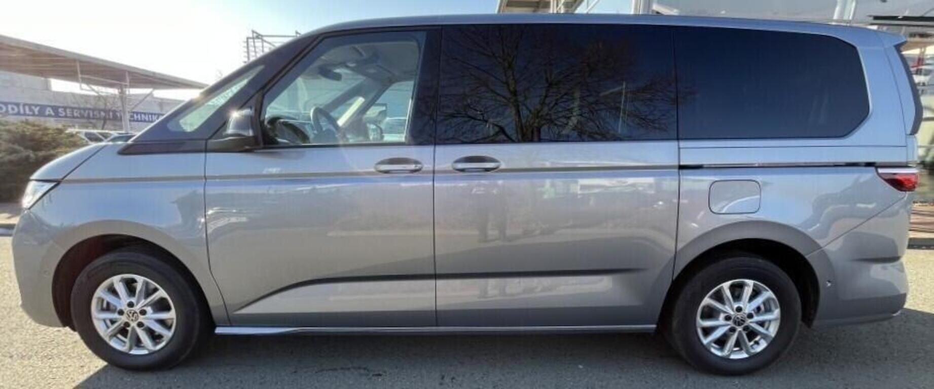 Volkswagen Multivan, Long Life 2,0 TDI 110 kW - fotka 2