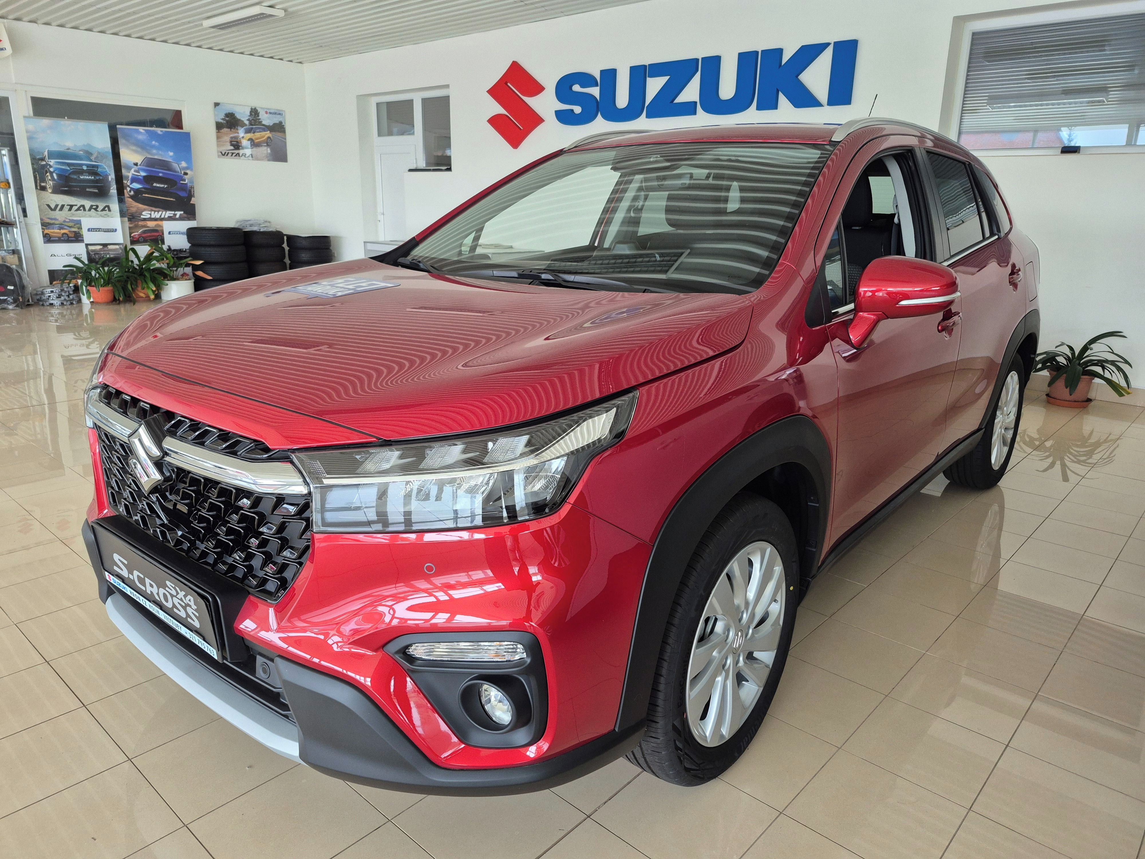 Suzuki S-Cross, 1,4 Premium 4x4 - fotka 2