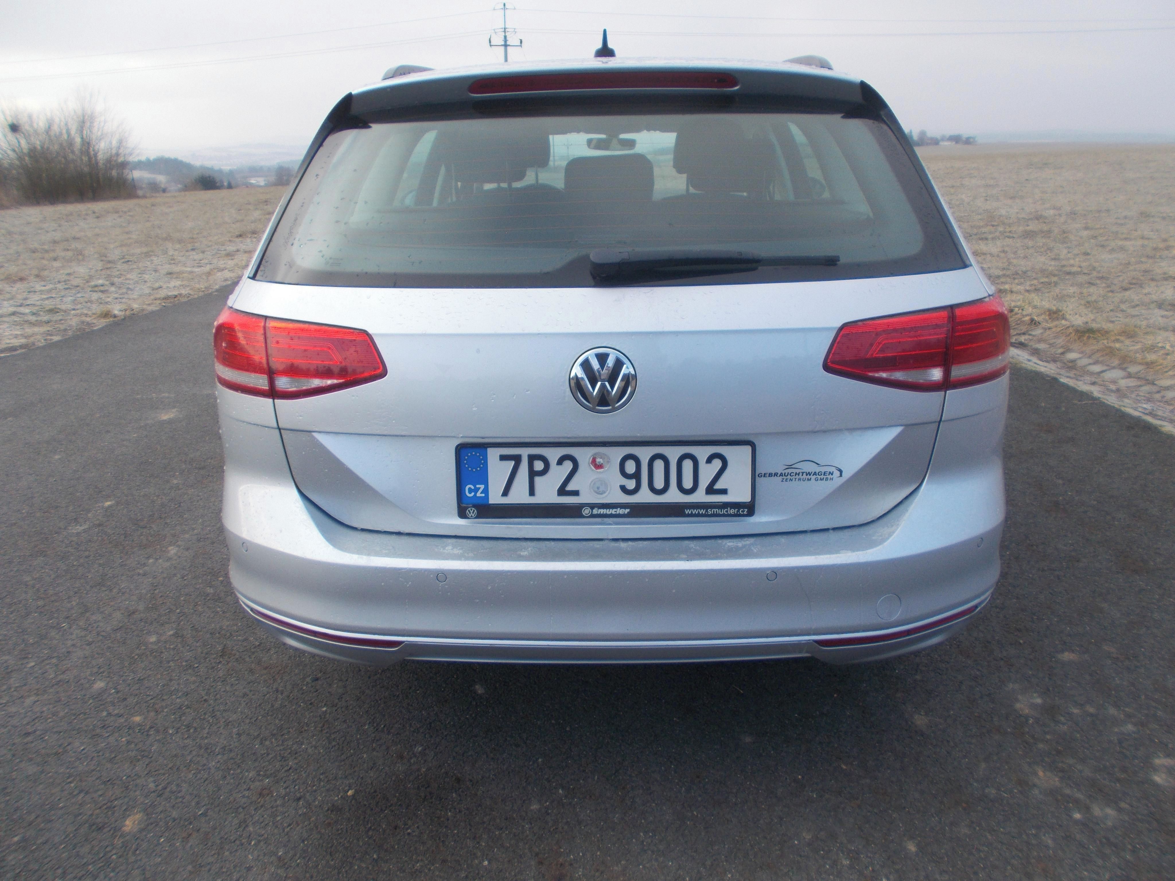 Volkswagen Passat, 2,0 TDI 110 kw DSG,perf. stav - fotka 4