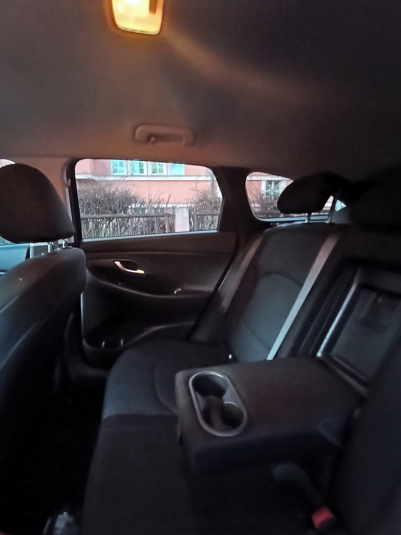 Hyundai i30, 1.5 T-GDI MHEV FAMILY - fotka 6