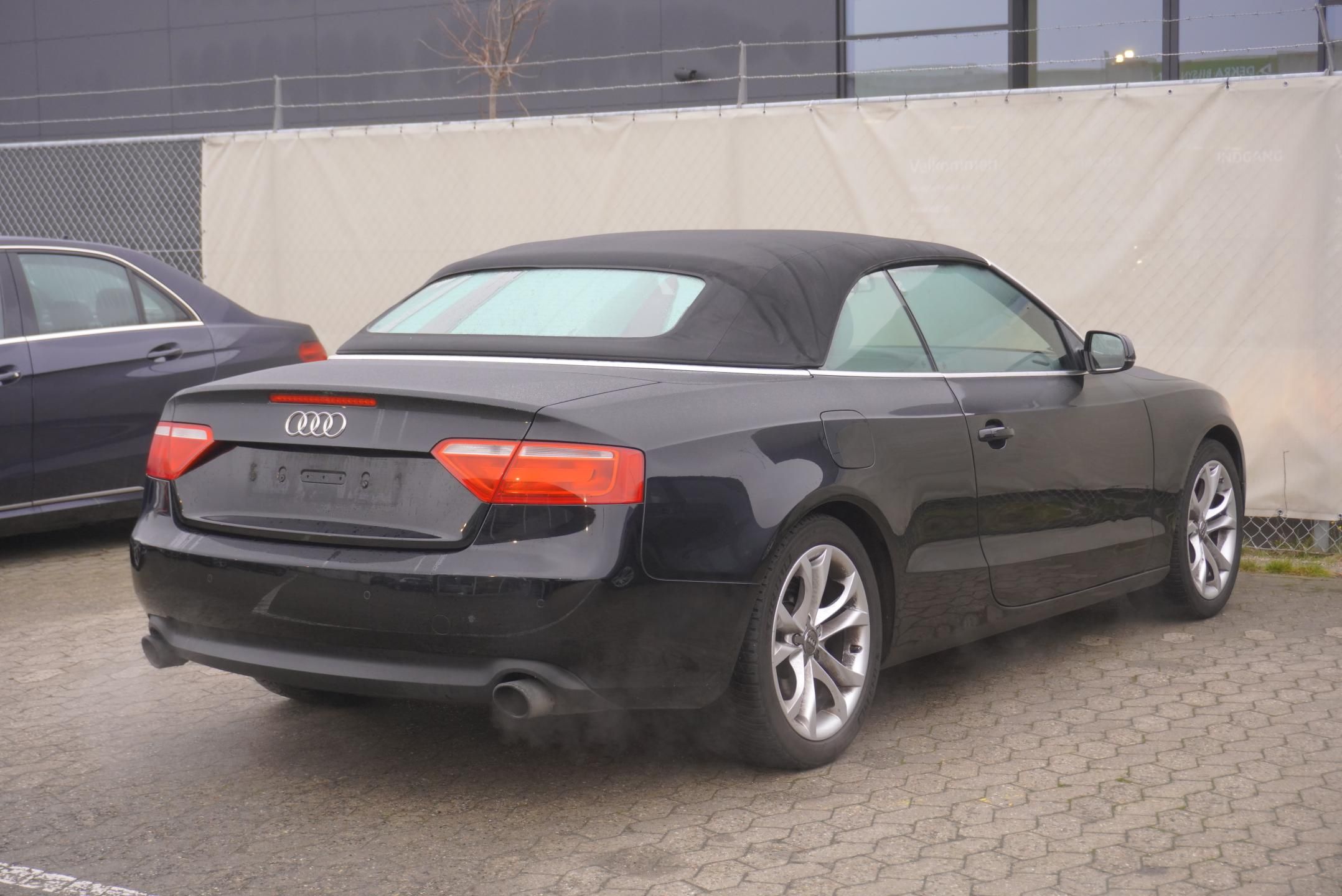 Audi A5, 2,0 TFSI KABRIO AUTOMAT - fotka 5