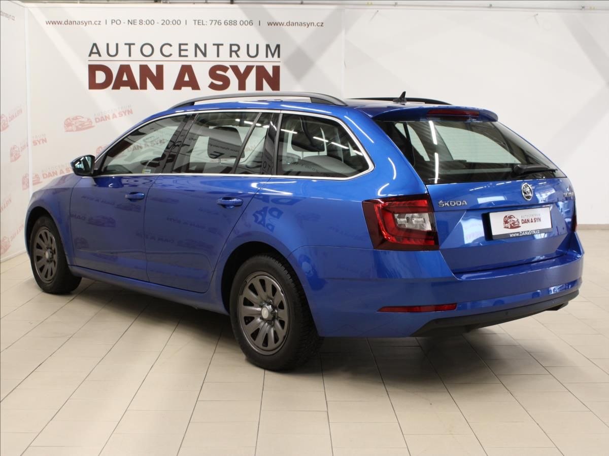 Škoda Octavia, 1,6 TDI 85kW Style 1.majitel C - fotka 6