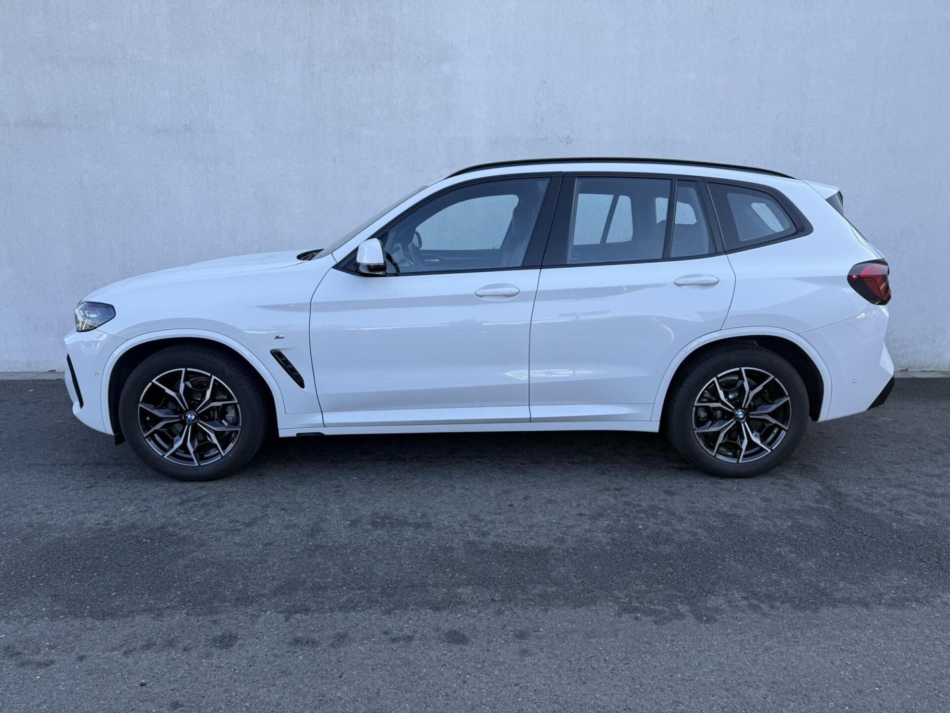 BMW X3, X3 xDrive20d - fotka 4