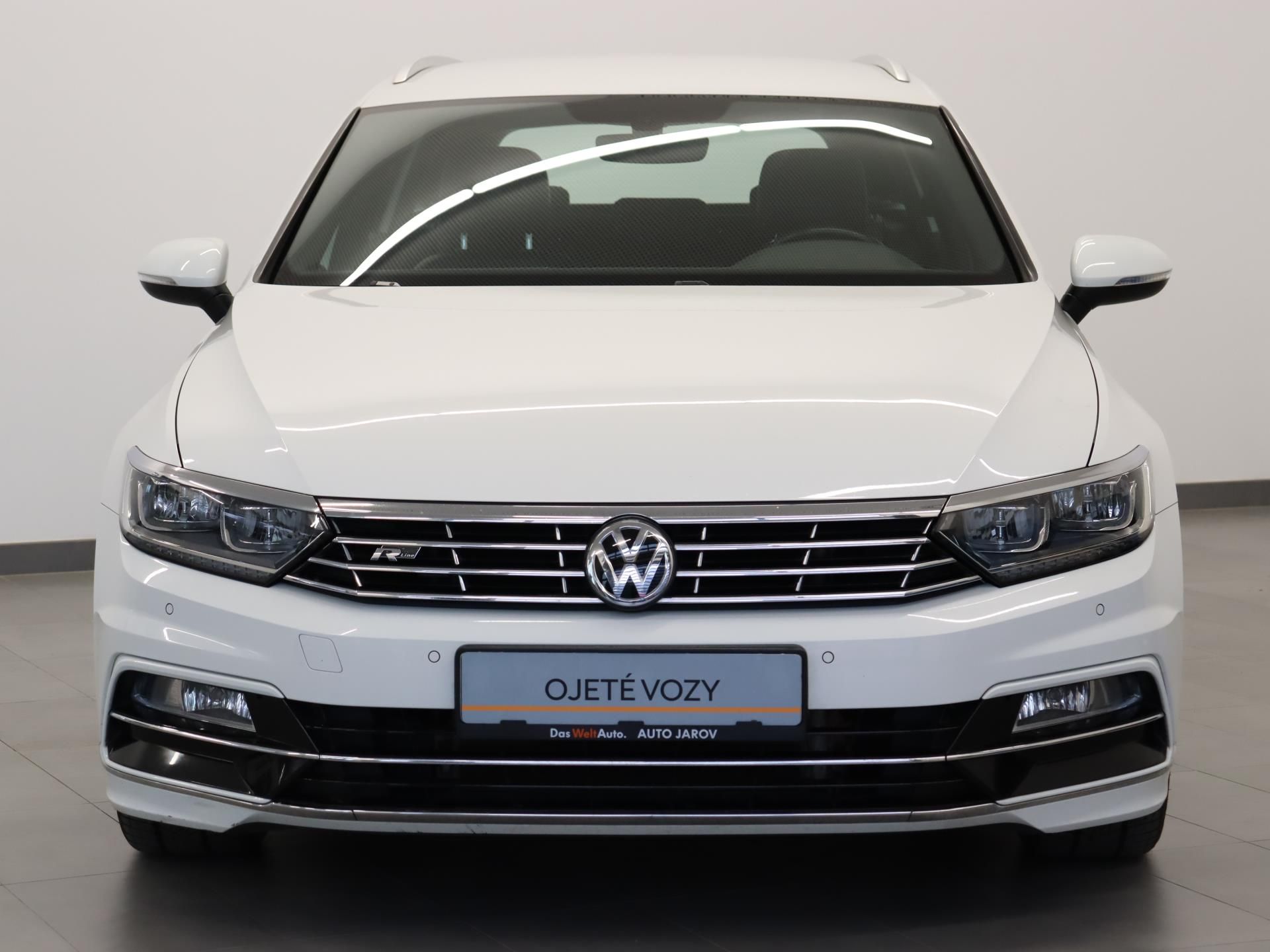 Volkswagen Passat Variant, 2,0 TDI R-Line DSG - fotka 4