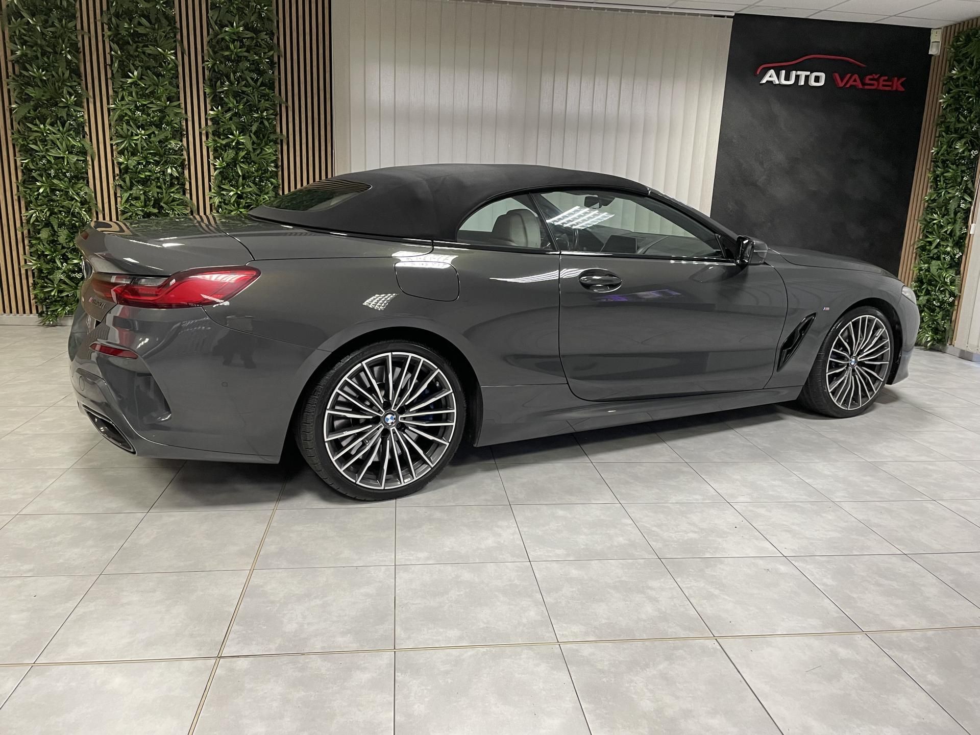 BMW Řada 8, M850i xDrive Laser REZERVACE - fotka 6