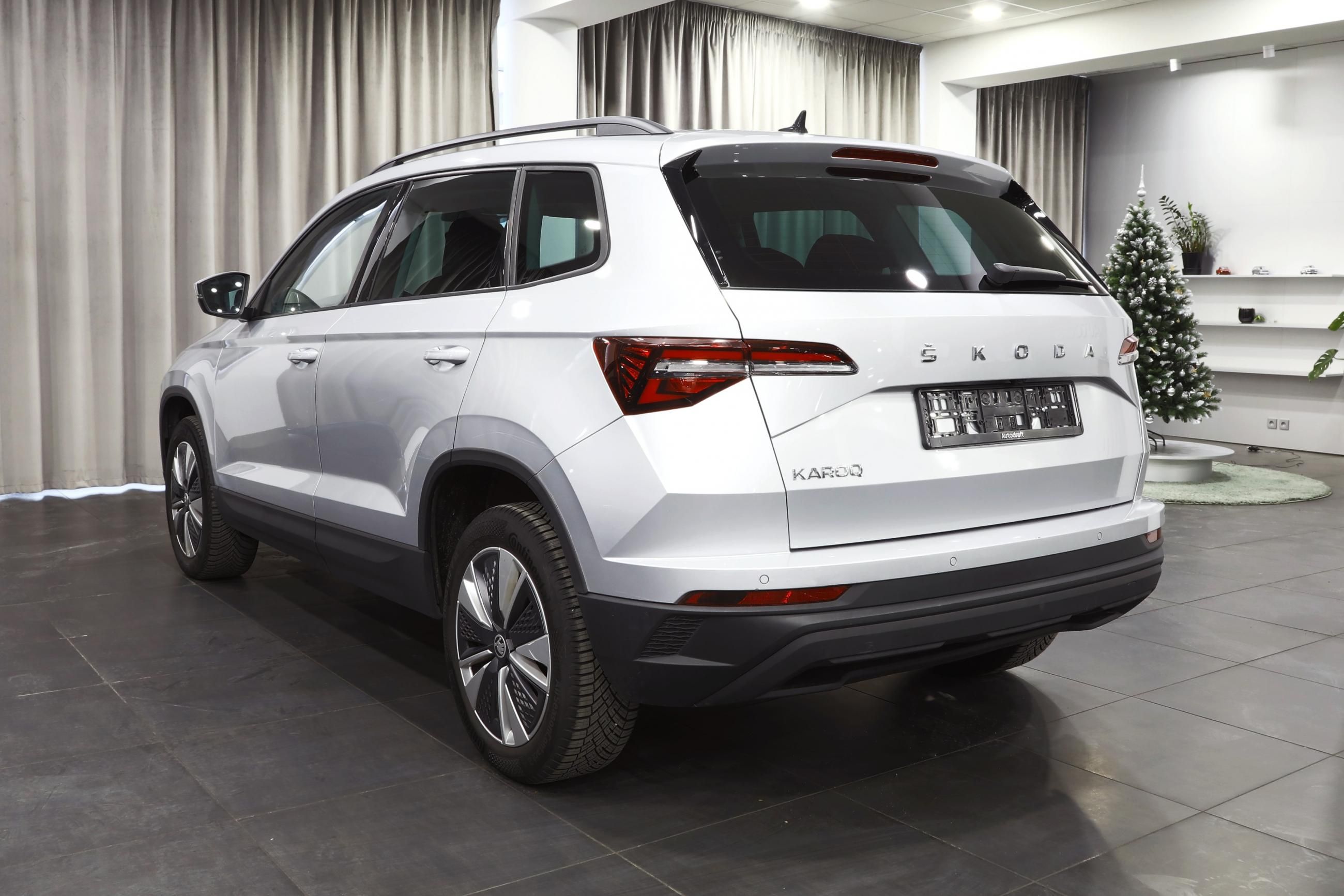 Škoda Karoq, 85kW Man. - záruka Autodraft - fotka 4