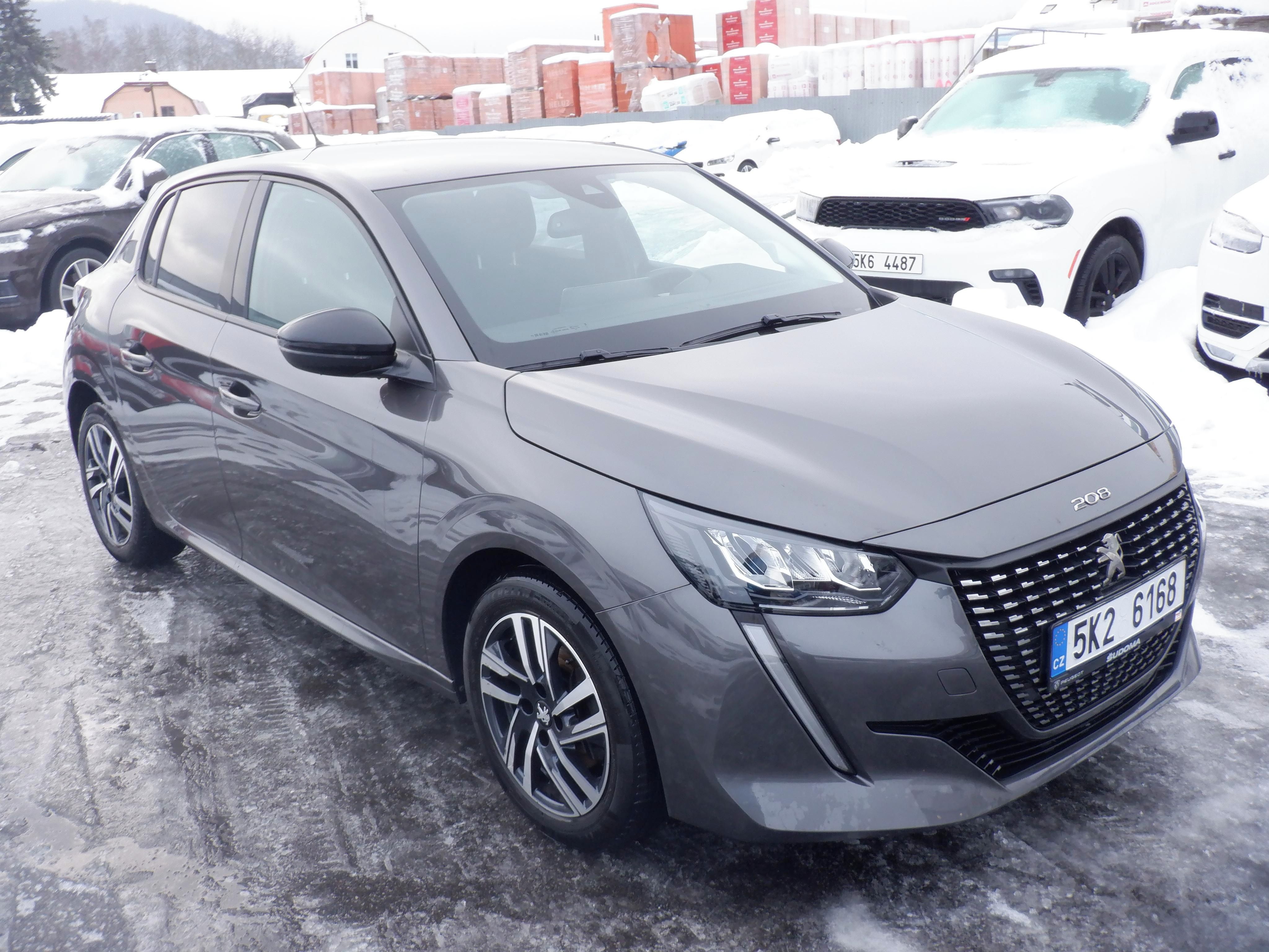 Peugeot 208, 1.5BlueHDi Allure,1.majitel,ČR - fotka 3