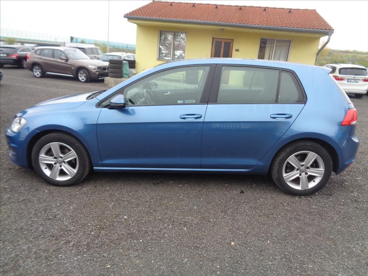 Volkswagen Golf, 2,0   TDI - fotka 5