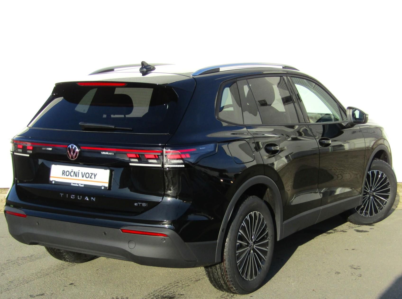 Volkswagen Tiguan, People 1,5 eTSI 110 kW mHEV - fotka 2